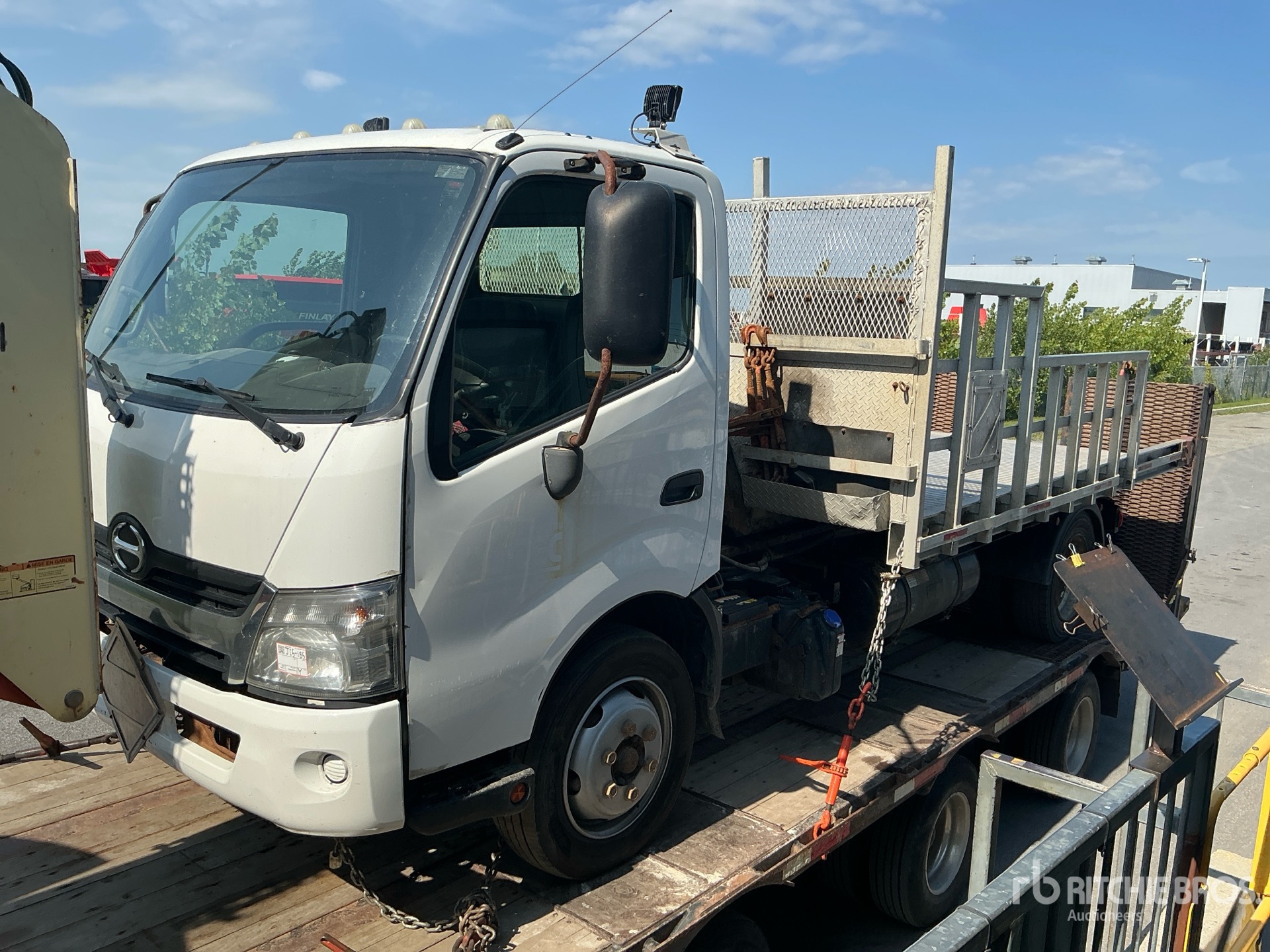2018 Hino 195