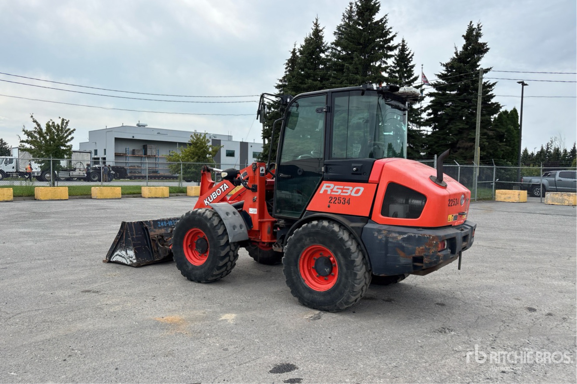 2016 Kubota R530
