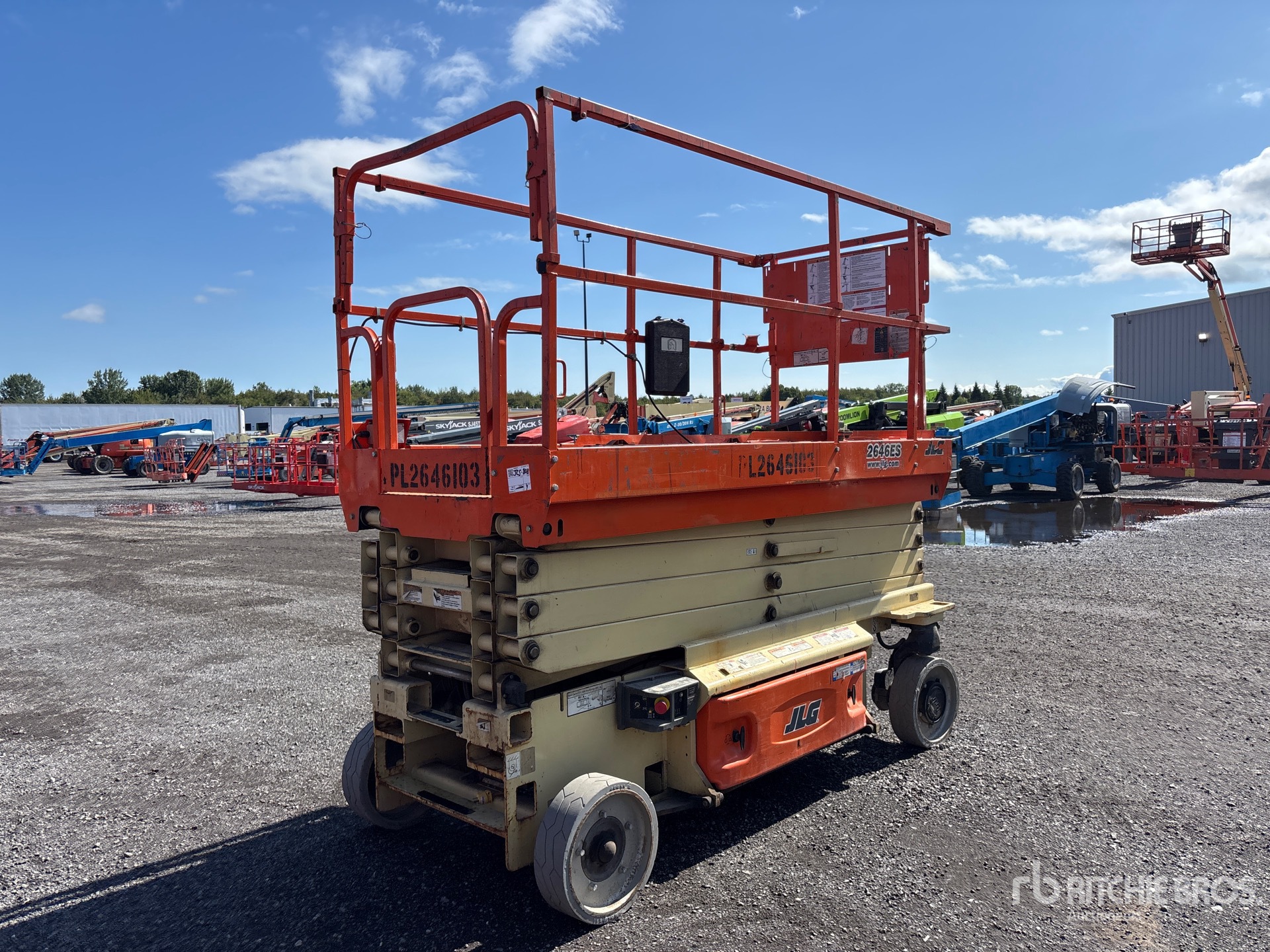 2016 JLG 2646ES