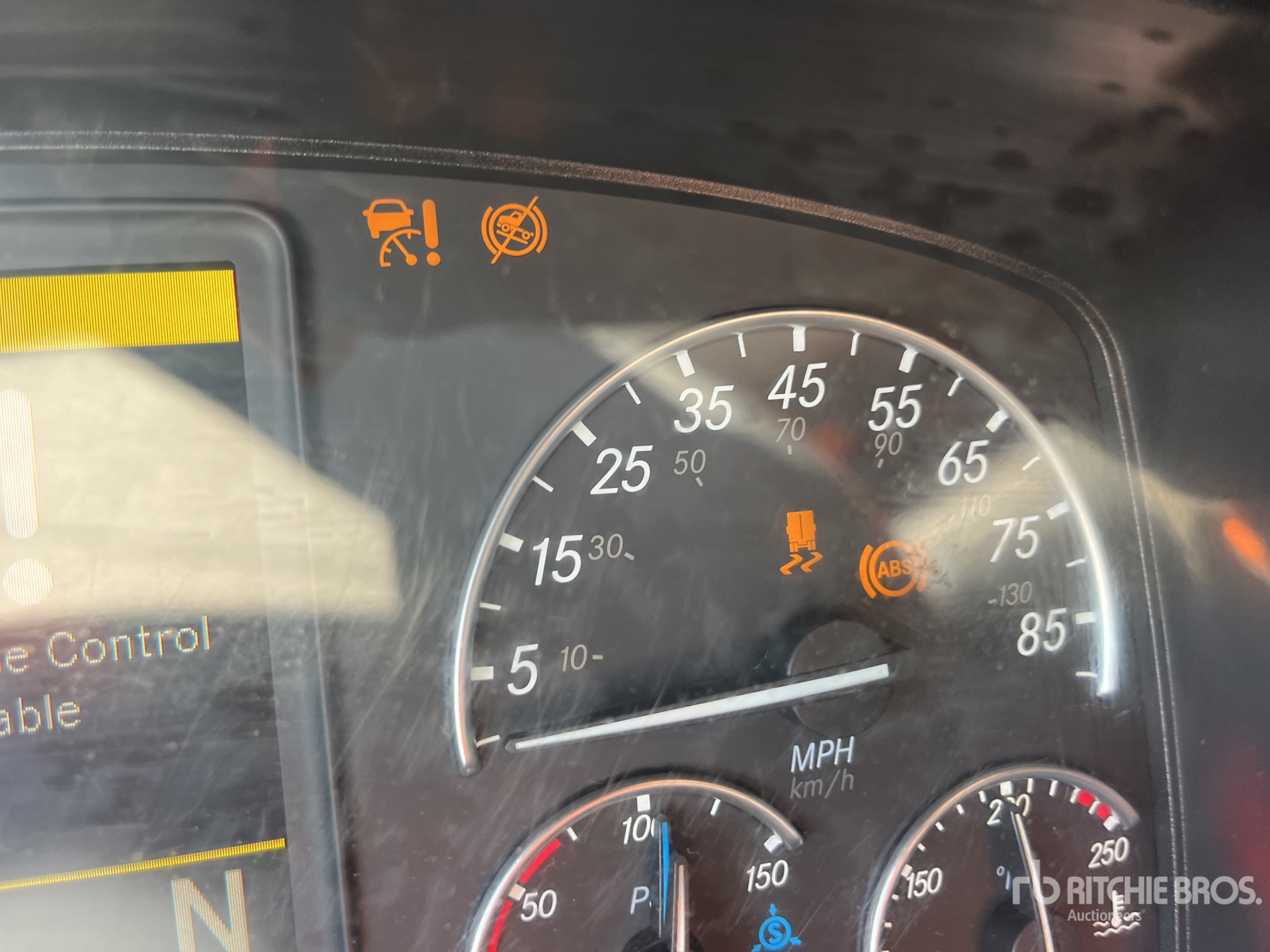 2022 Freightliner CASCADIA 126