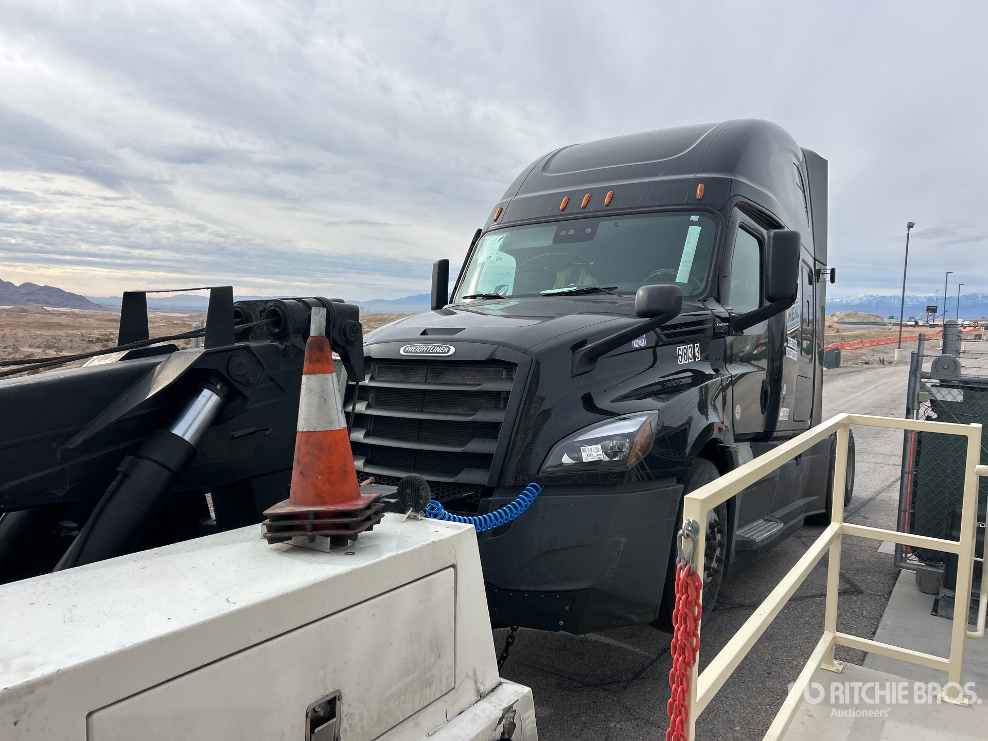 2022 Freightliner CASCADIA 126