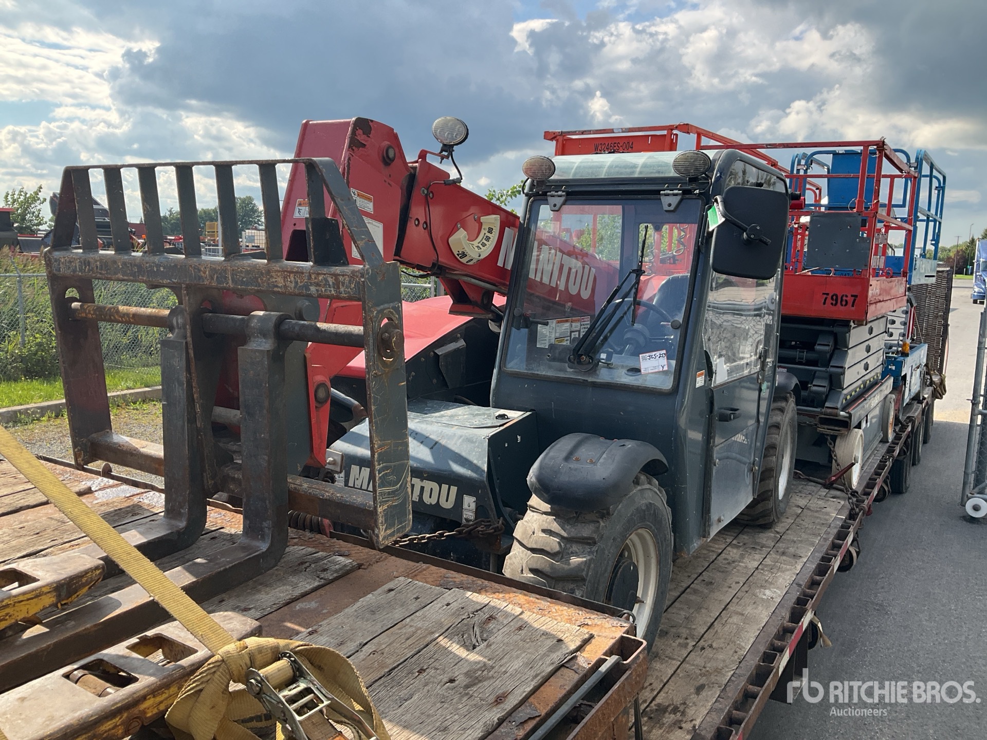 Photo of 2017 Manitou MTA 5519