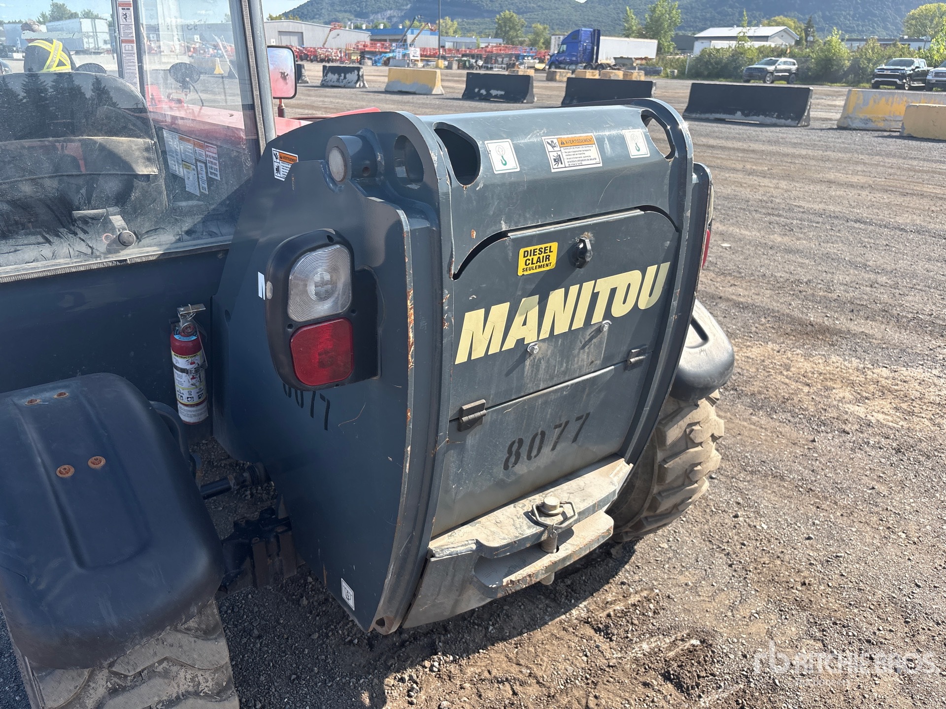 2015 Manitou MTA 5519