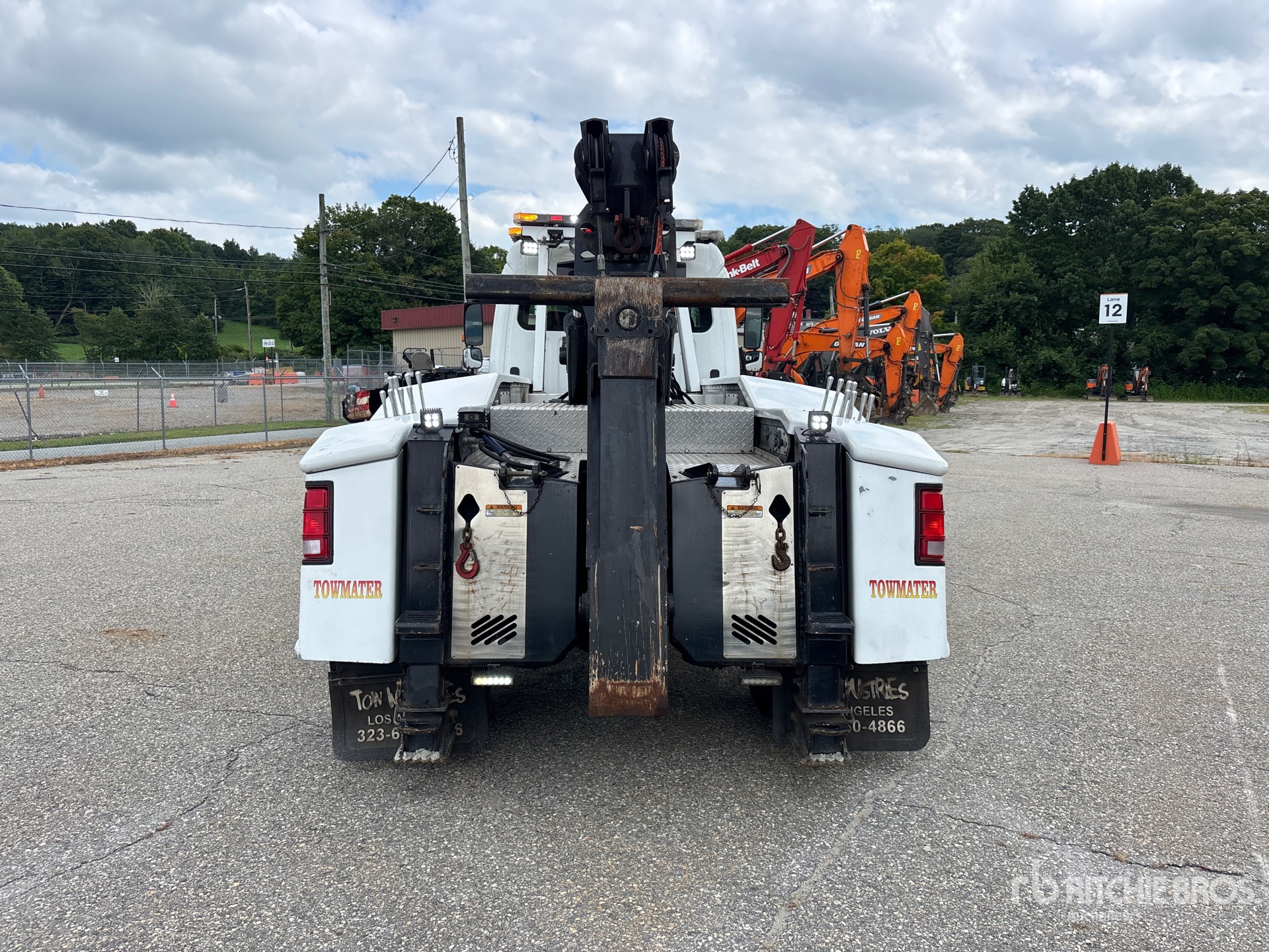 2015 Freightliner M2 106