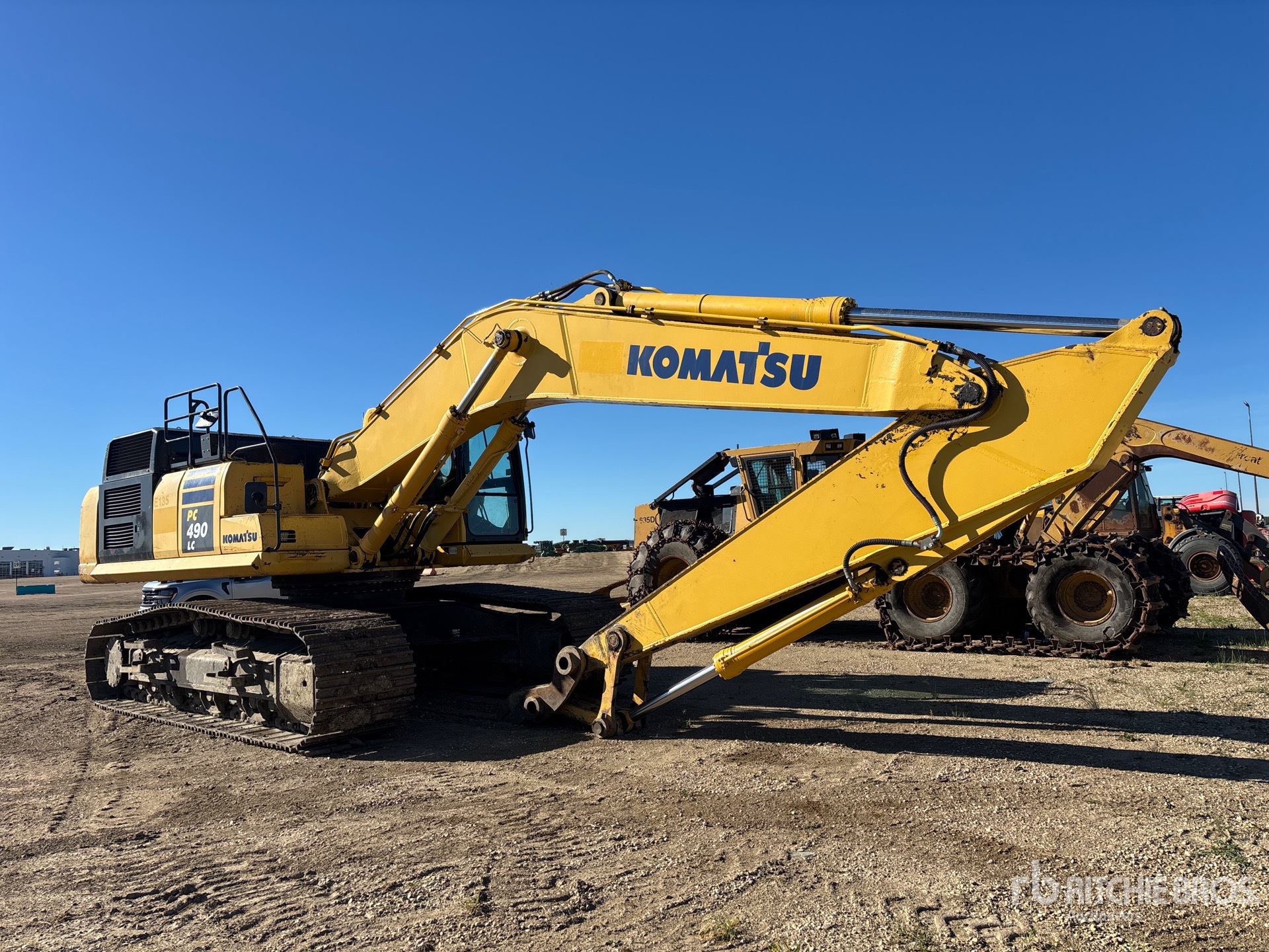 2012 Komatsu PC490LC-10