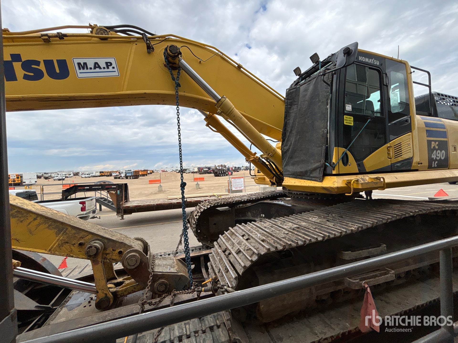 2012 Komatsu PC490LC-10