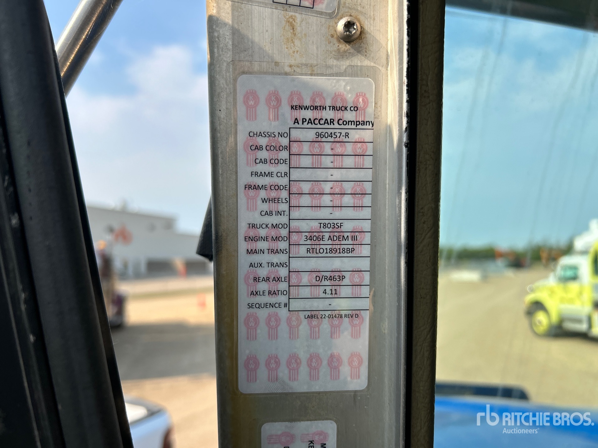 2000 Kenworth 6X4 SLEEPER
