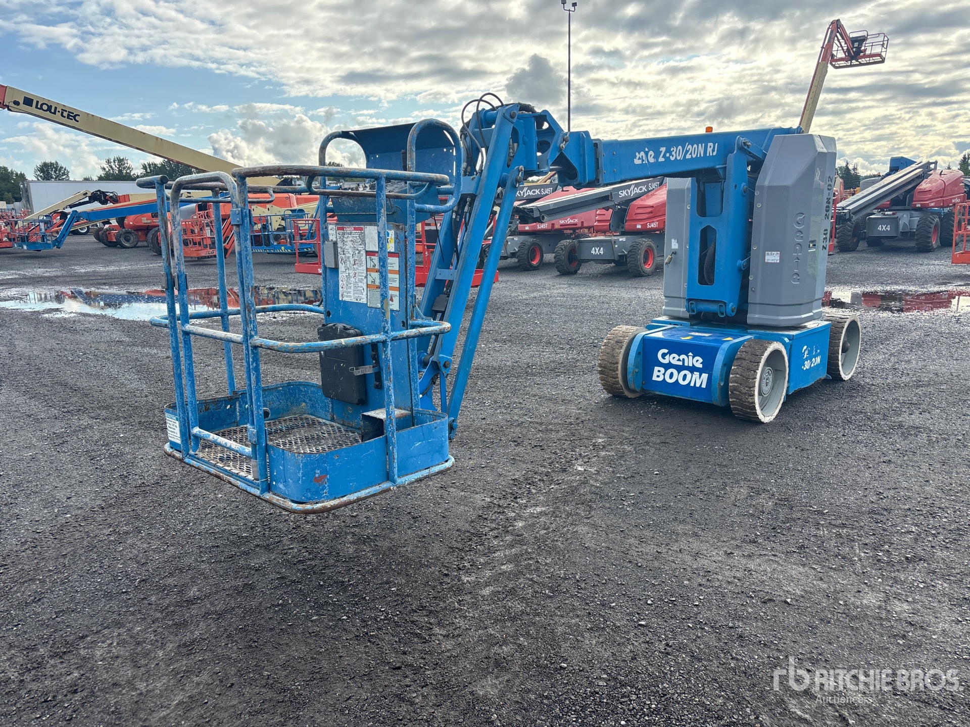 Photo of 2008 Genie Z-30/20N RJ