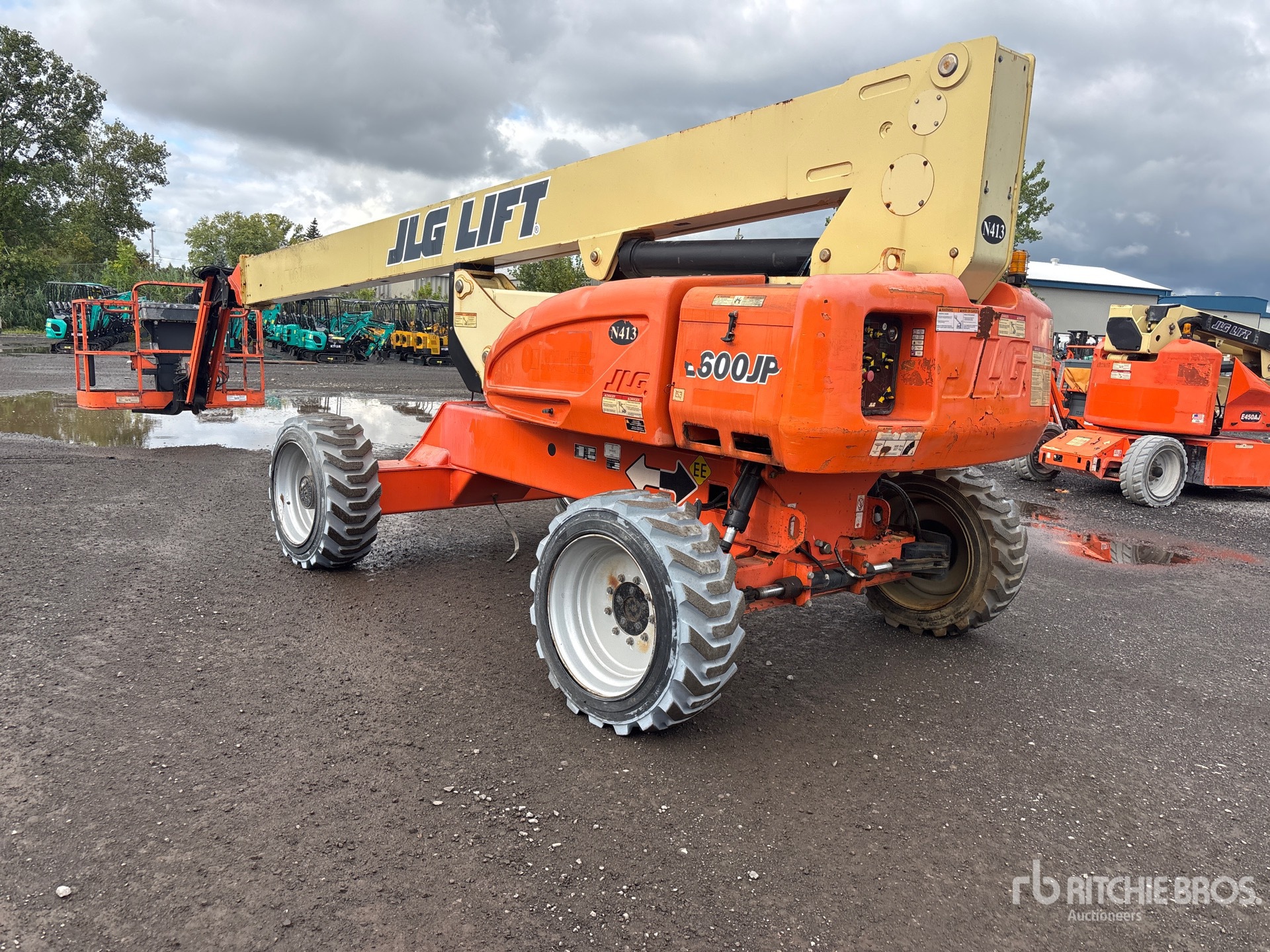 2016 JLG E600JP