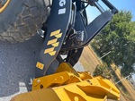 Chassis with Tilt Linkage