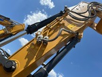 Hydraulics with Auxiliary Hydraulic Plumbing
