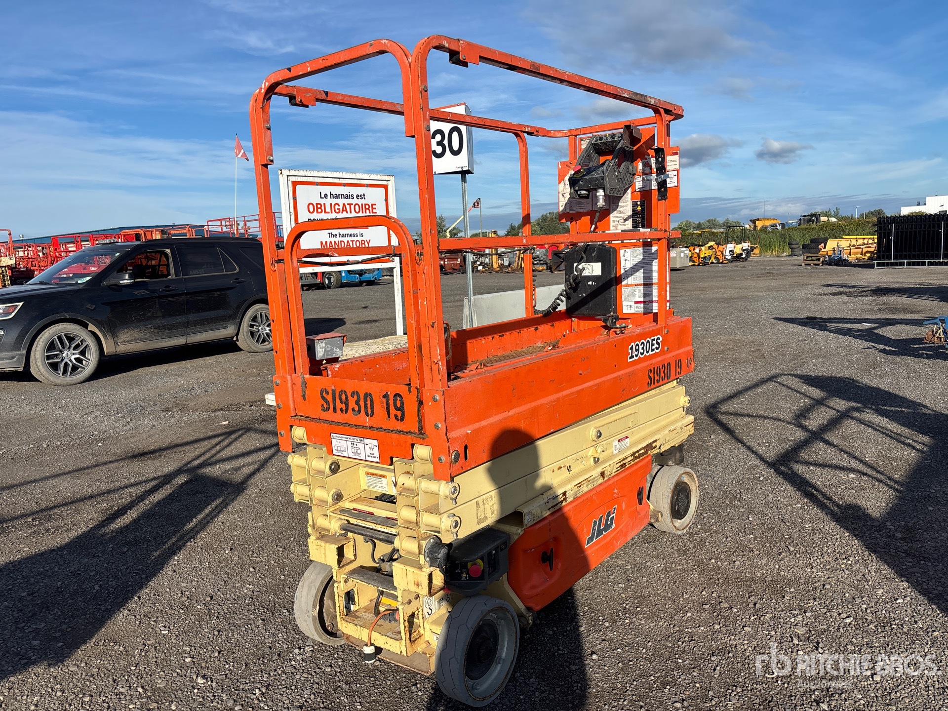2015 JLG 1930ES