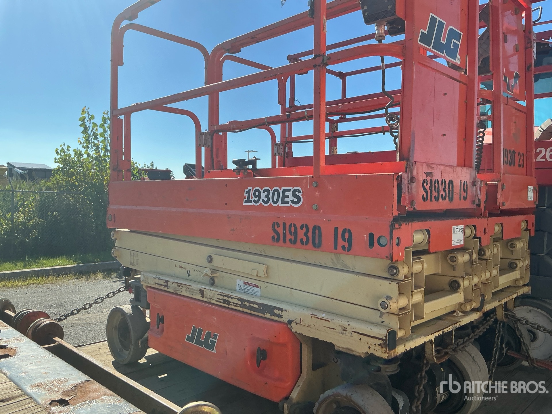 2015 JLG 1930ES