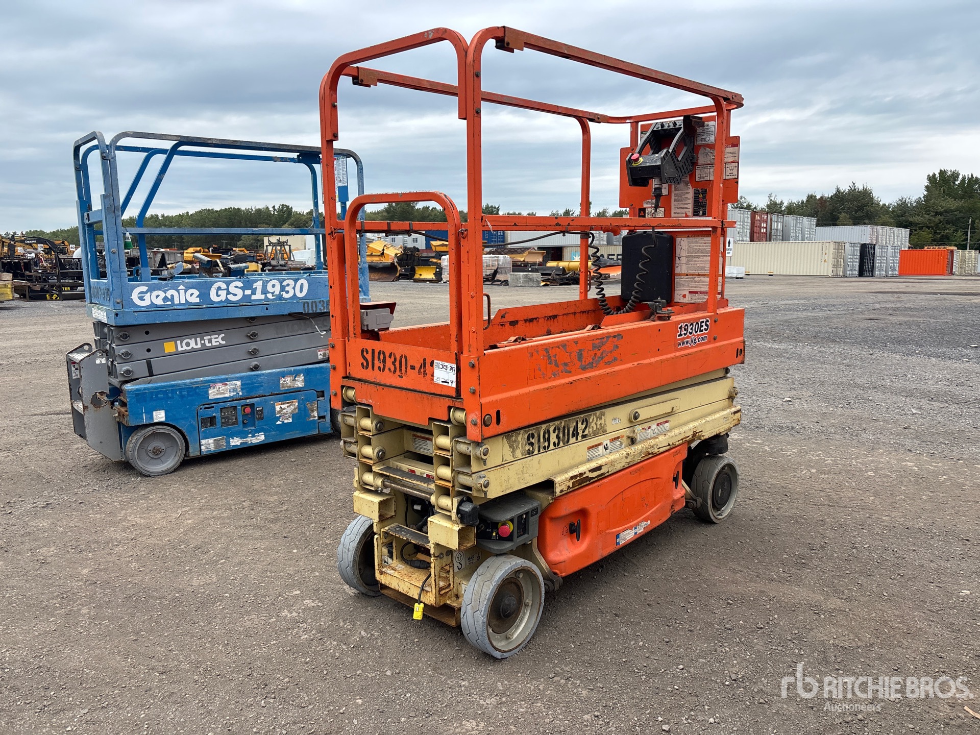 2015 JLG 1930 ES