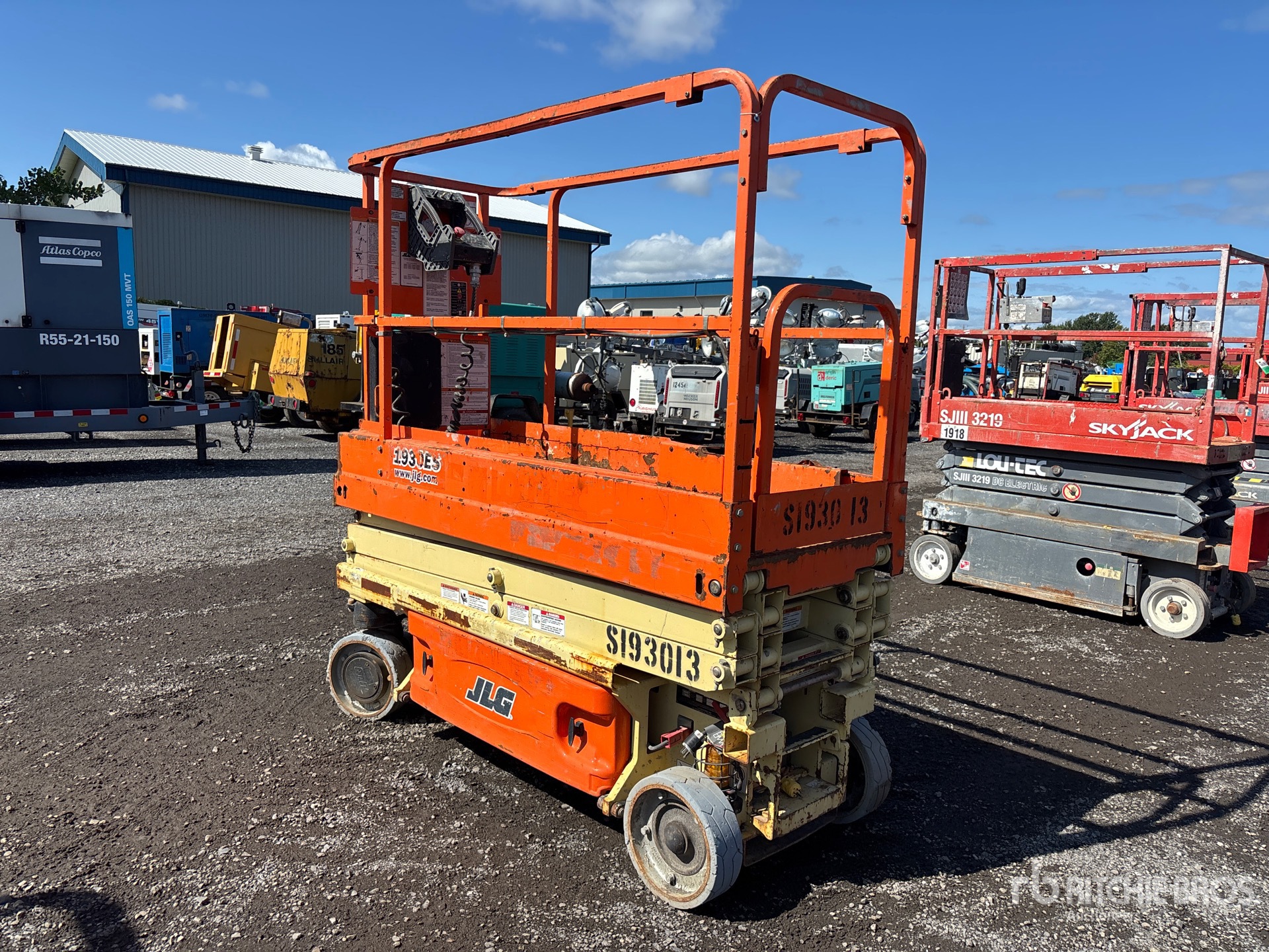 2015 JLG 1930ES