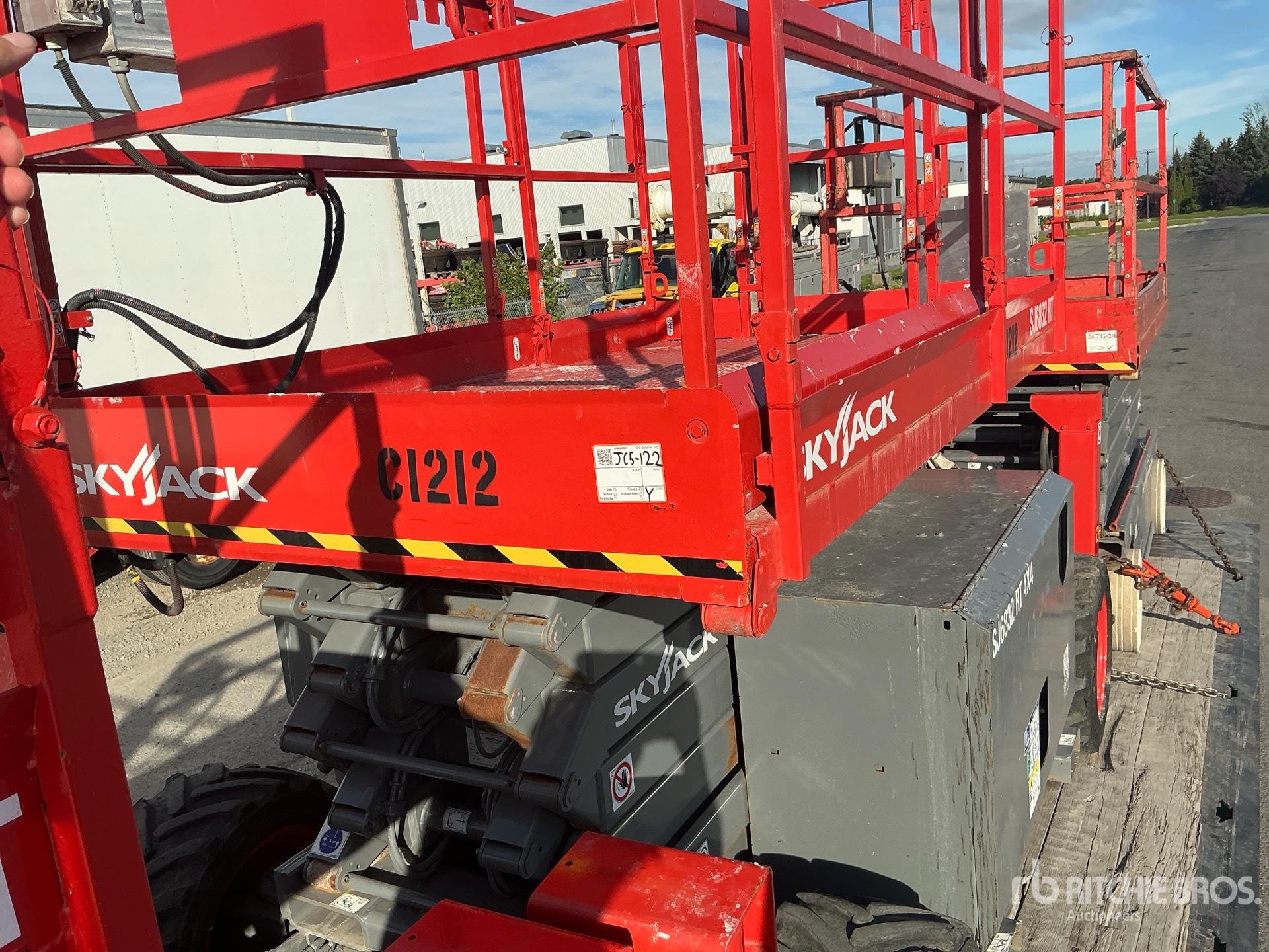 2018 Skyjack SJ6832RT