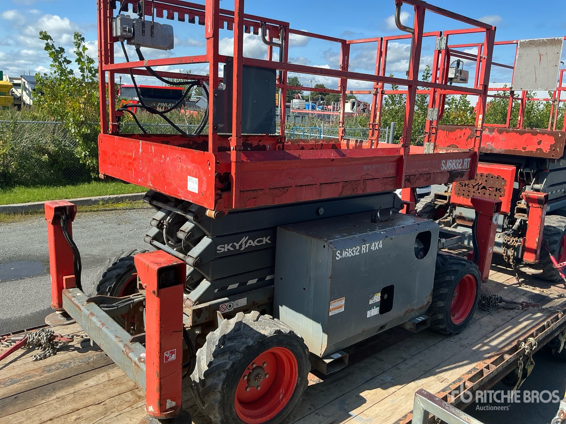 2018 Skyjack SJ6832RT