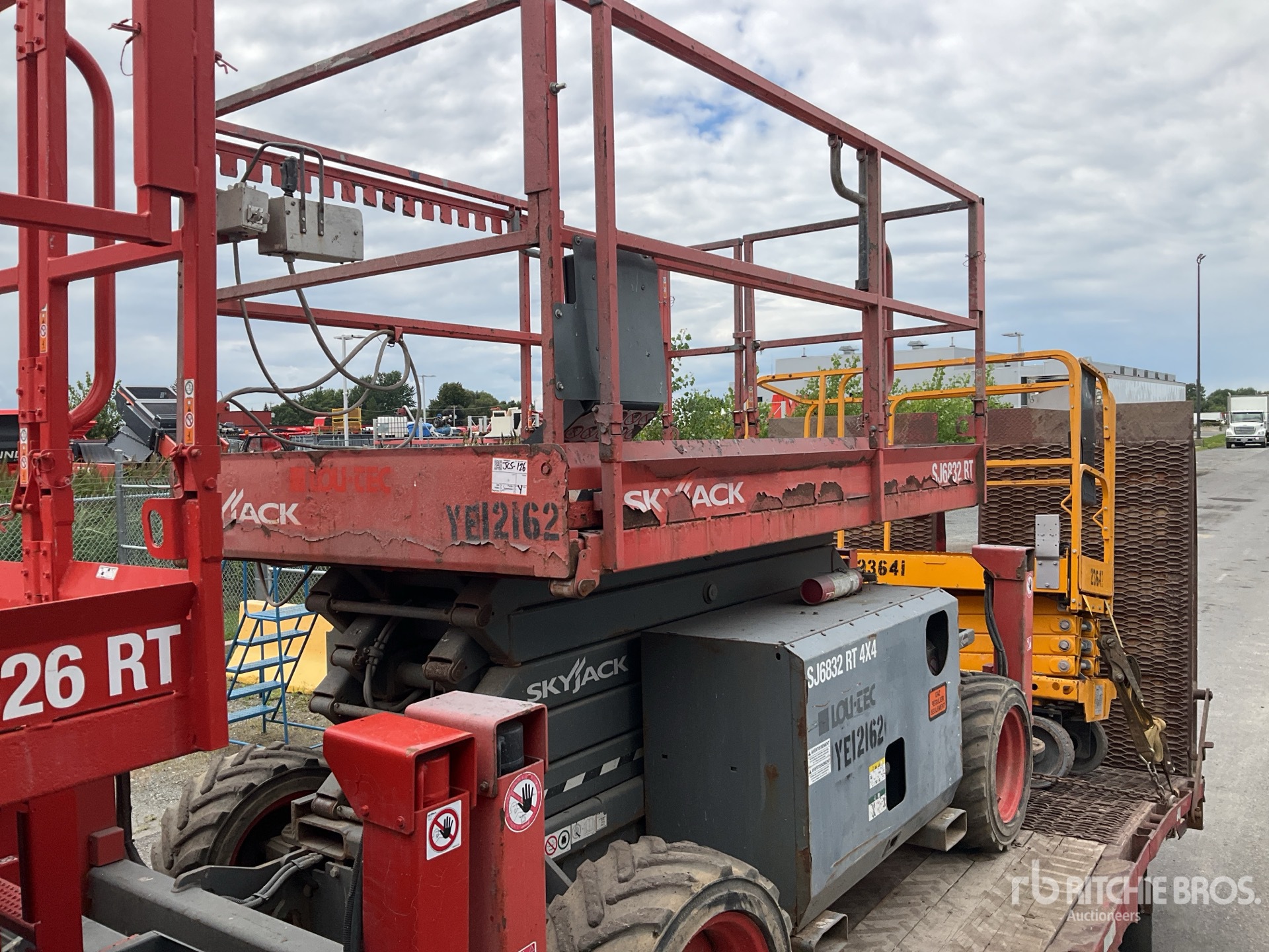 Photo of 2018 Skyjack SJ6832RT