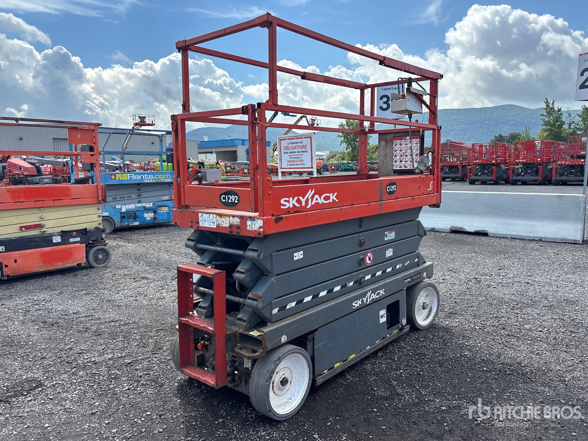 2018 Skyjack SJ III 3226