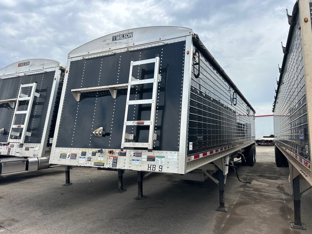 2021 Wilson Commander Grain Trailer