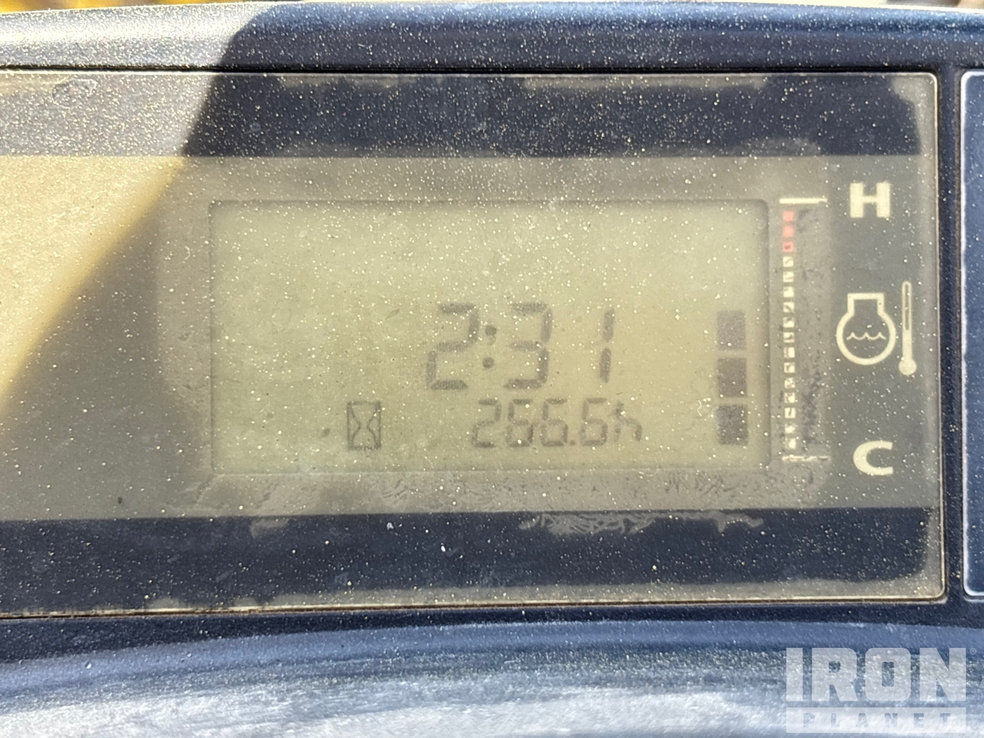 General Appearance with Hour Meter / Odometer