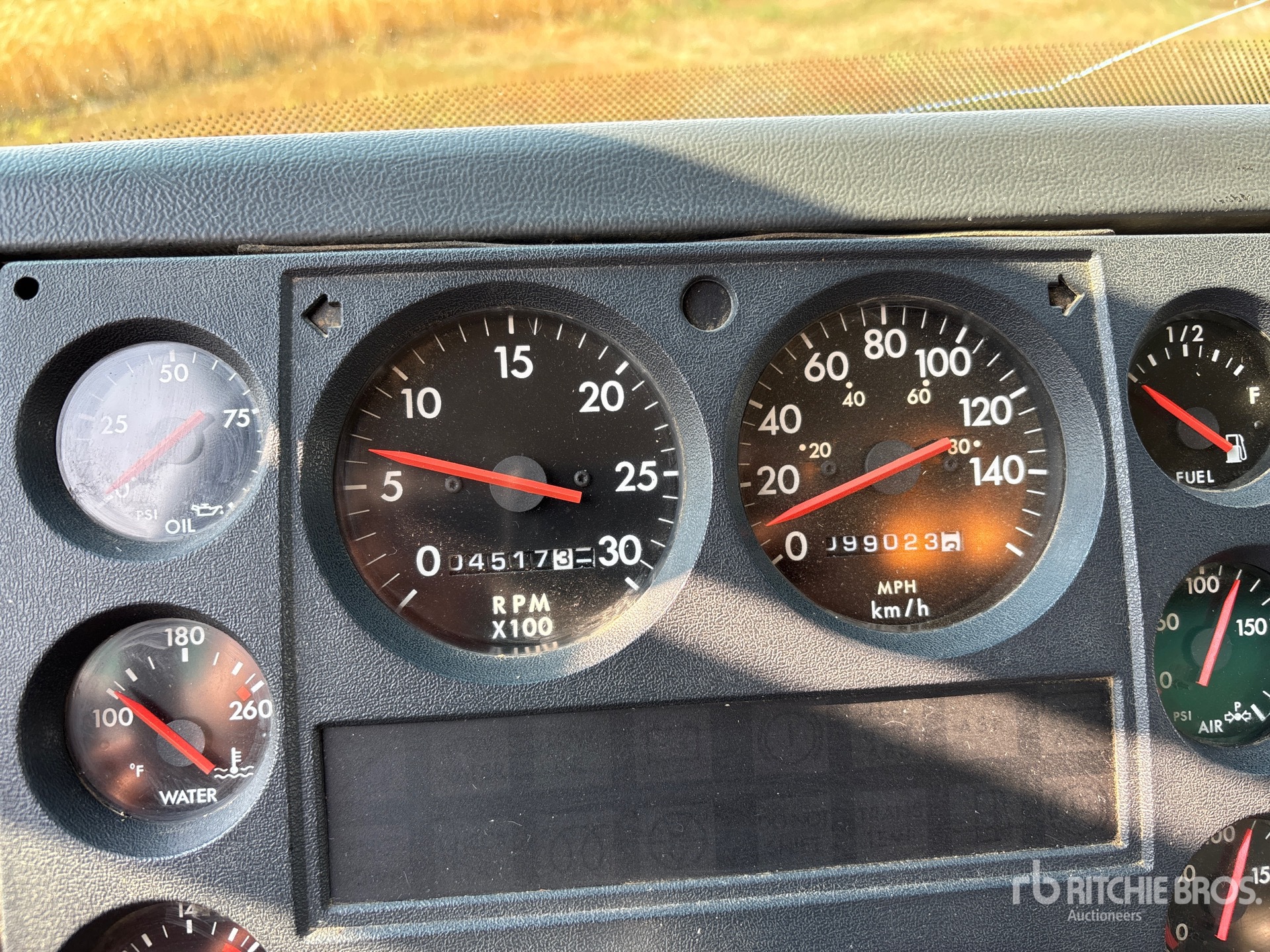 1992 Freightliner FL80