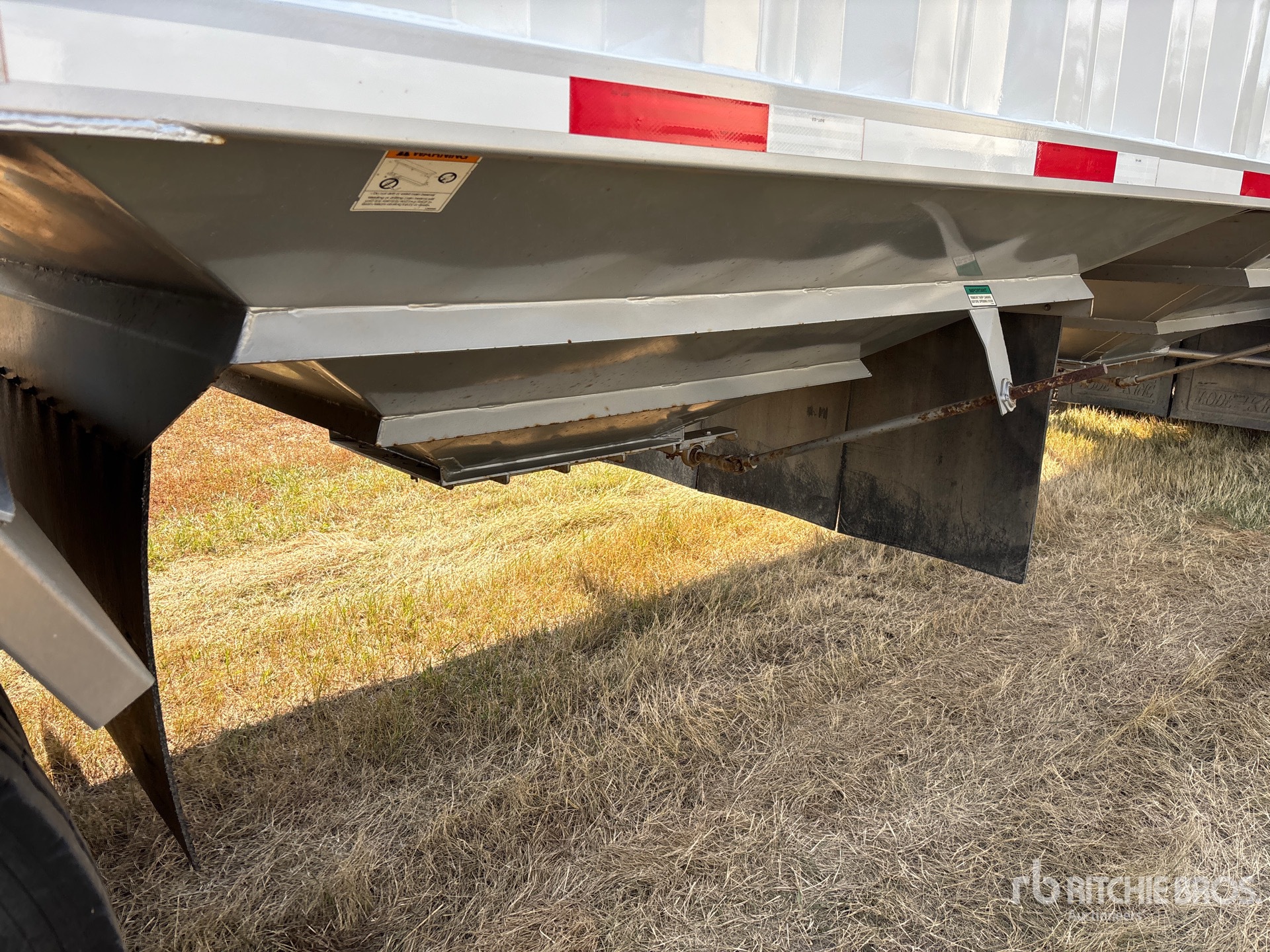 2012 Load King  35 FT T/A