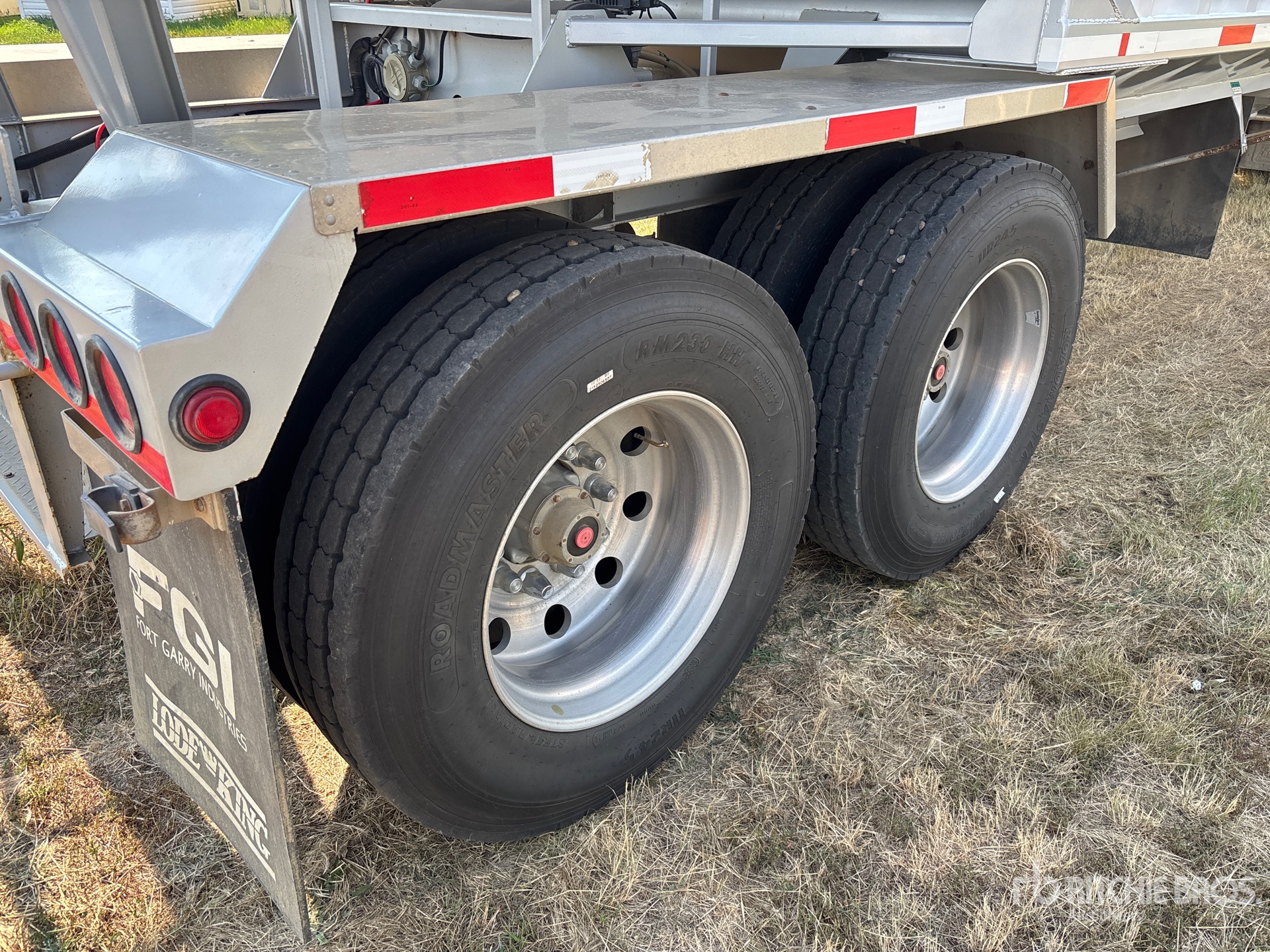 2012 Load King  35 FT T/A