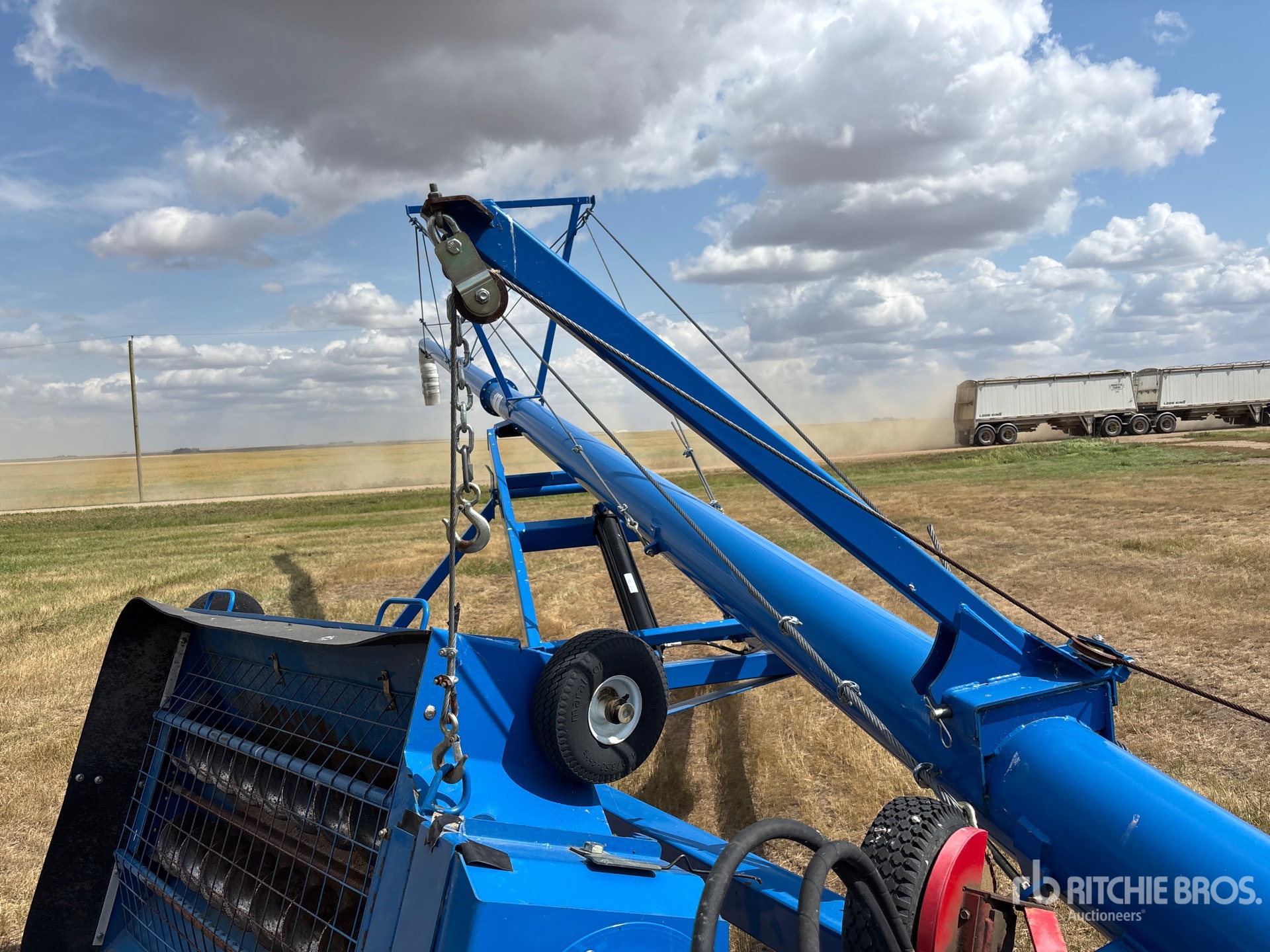 2011 Brandt 1070