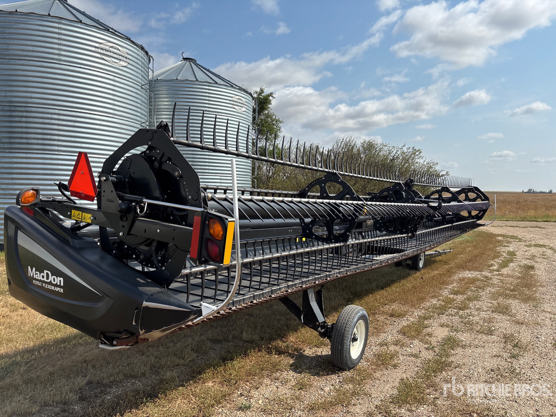 2018 Macdon FD75-D