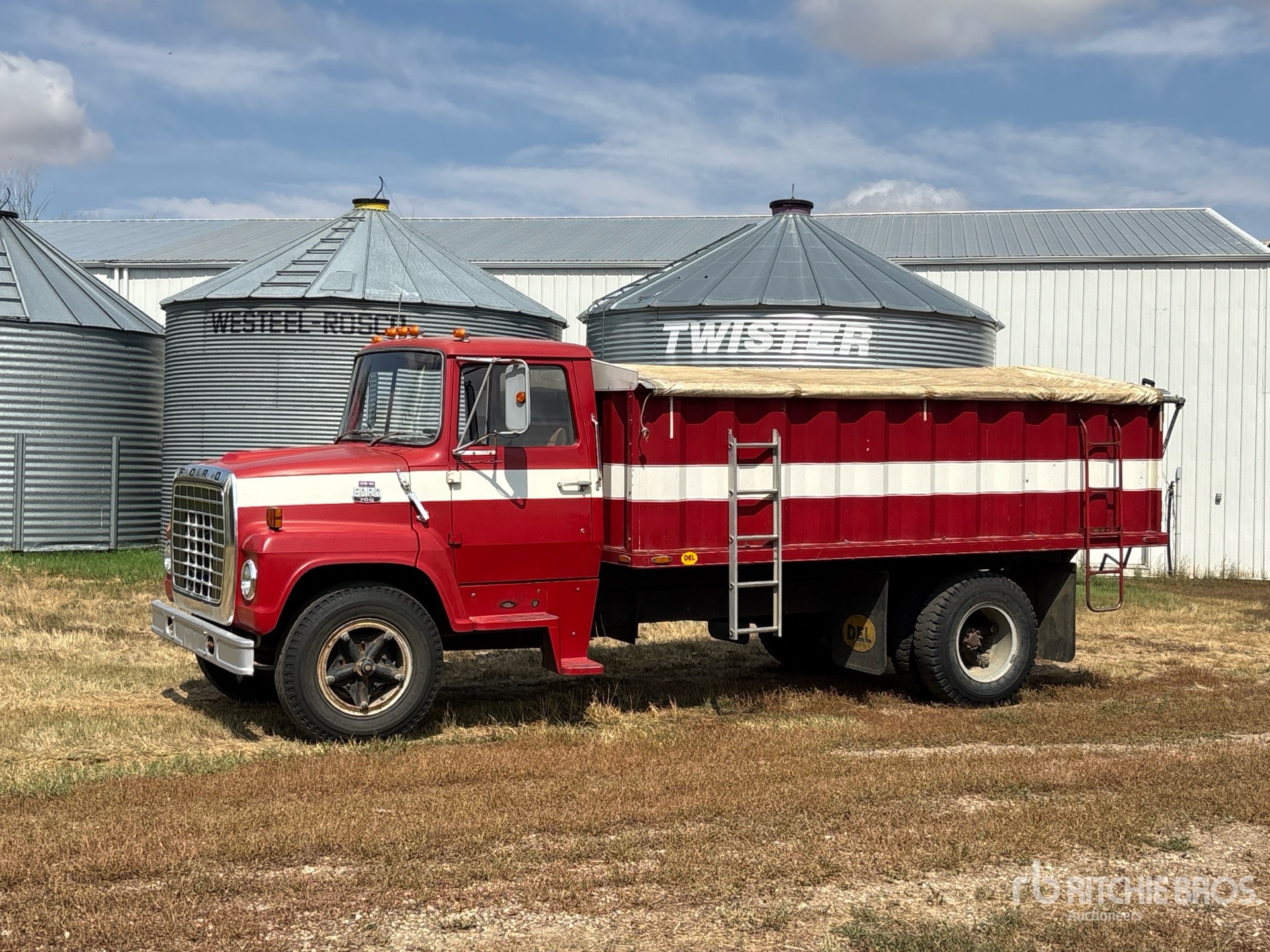 1979 Ford 700