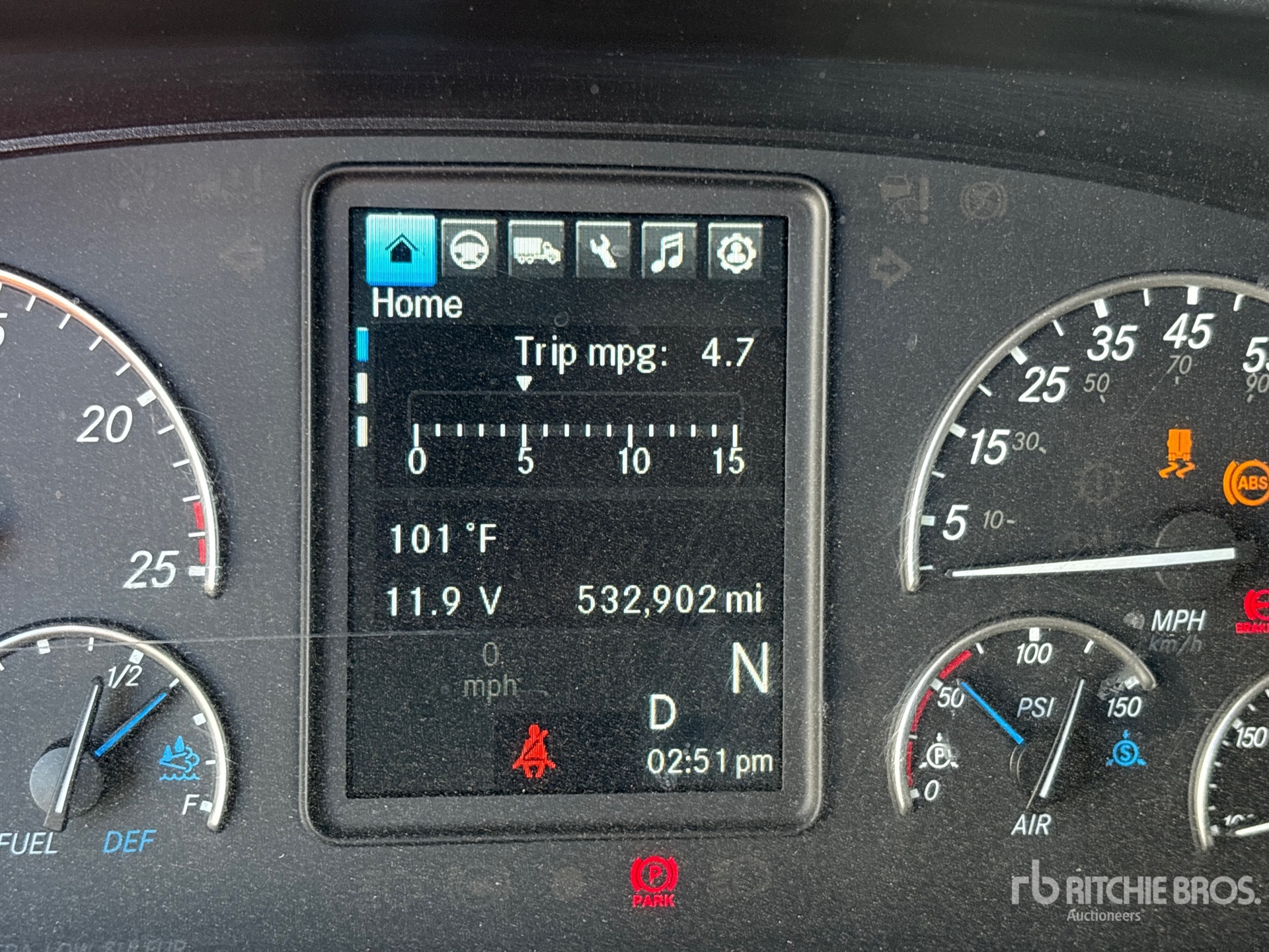 2022 Freightliner CASCADIA 126