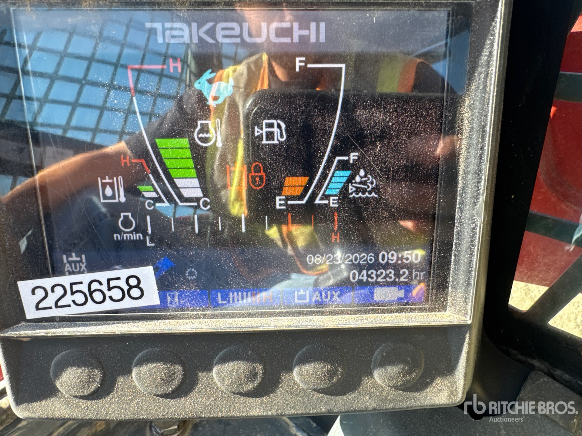 2022 Takeuchi TL12V2