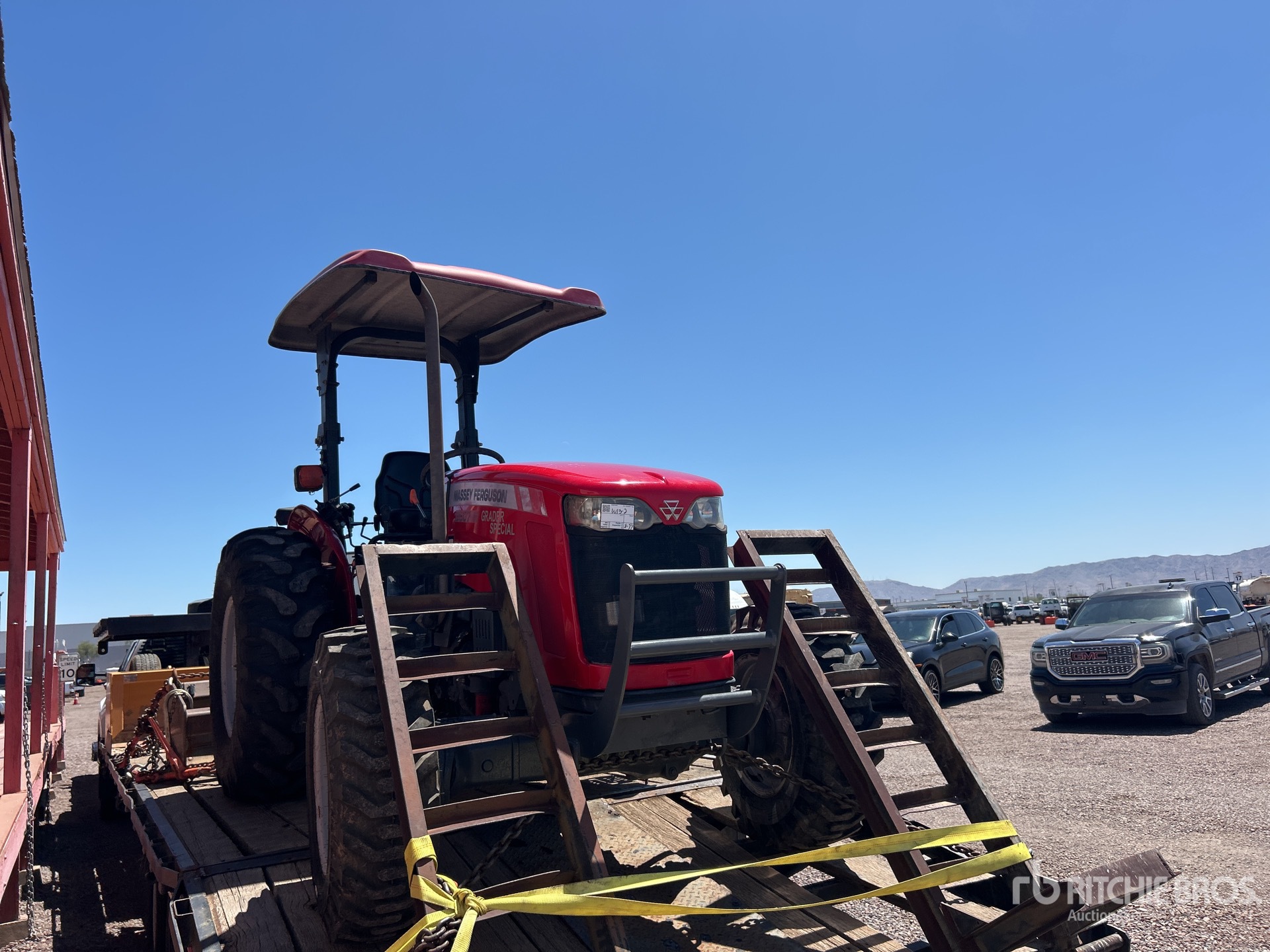 2016 Massey Ferguson 2607H