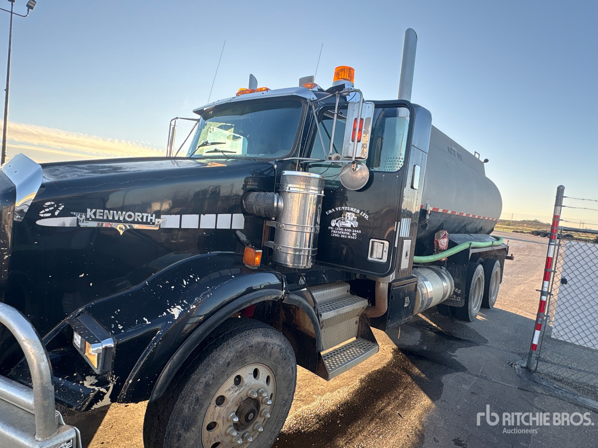 2000 Kenworth T800