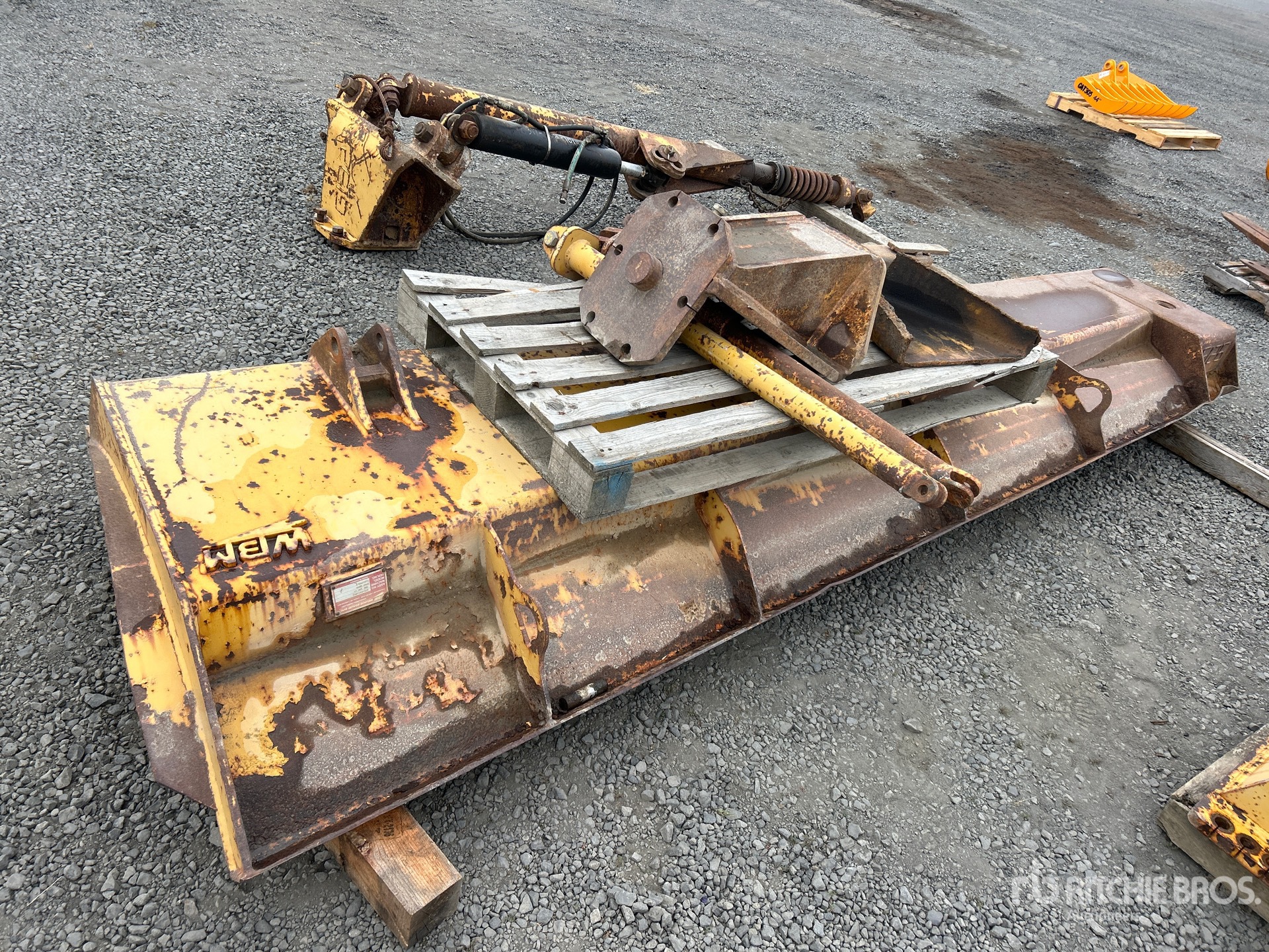 Wabash 144 in - Fits Cat 14H