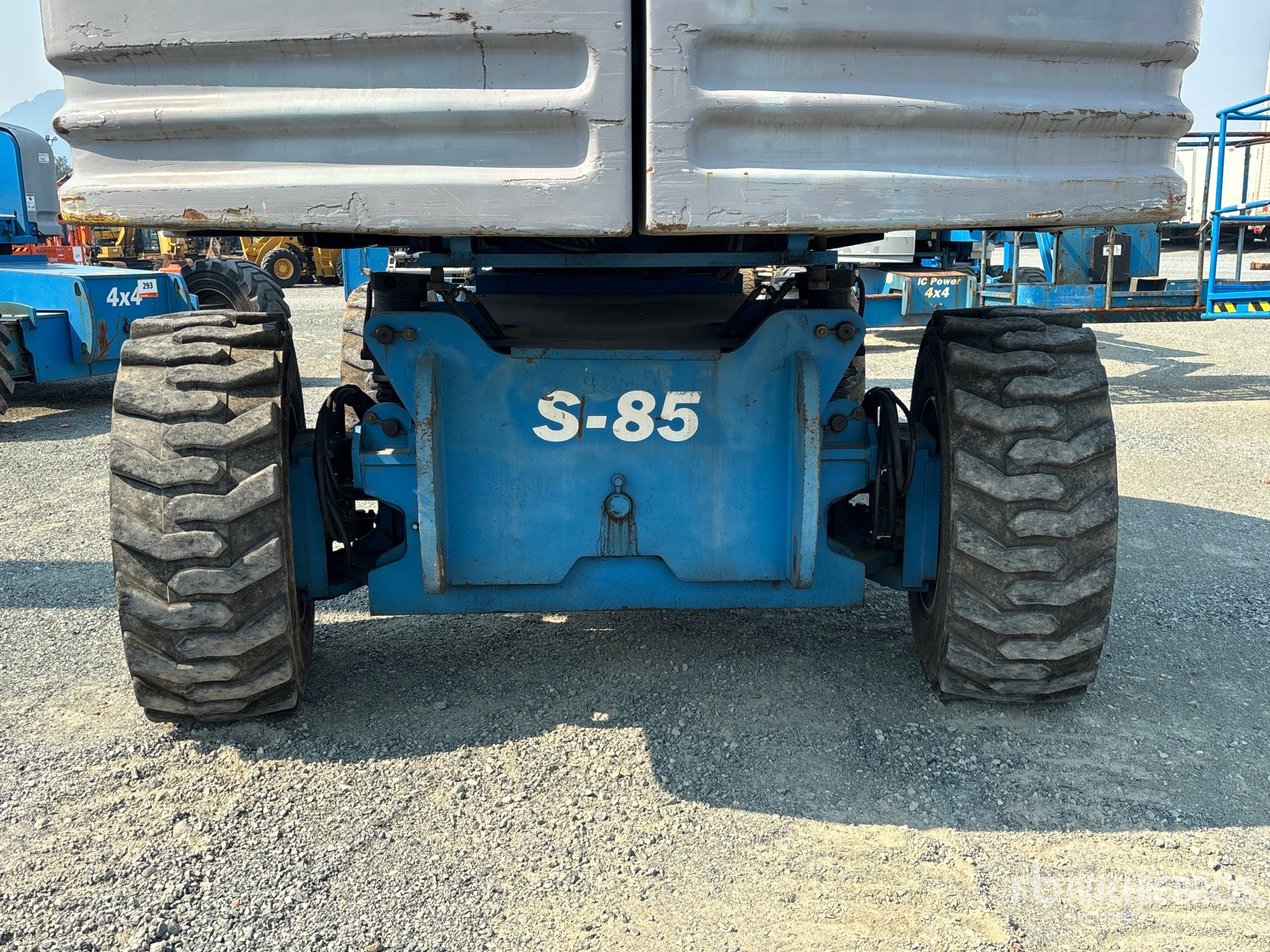 2004 Genie S-85