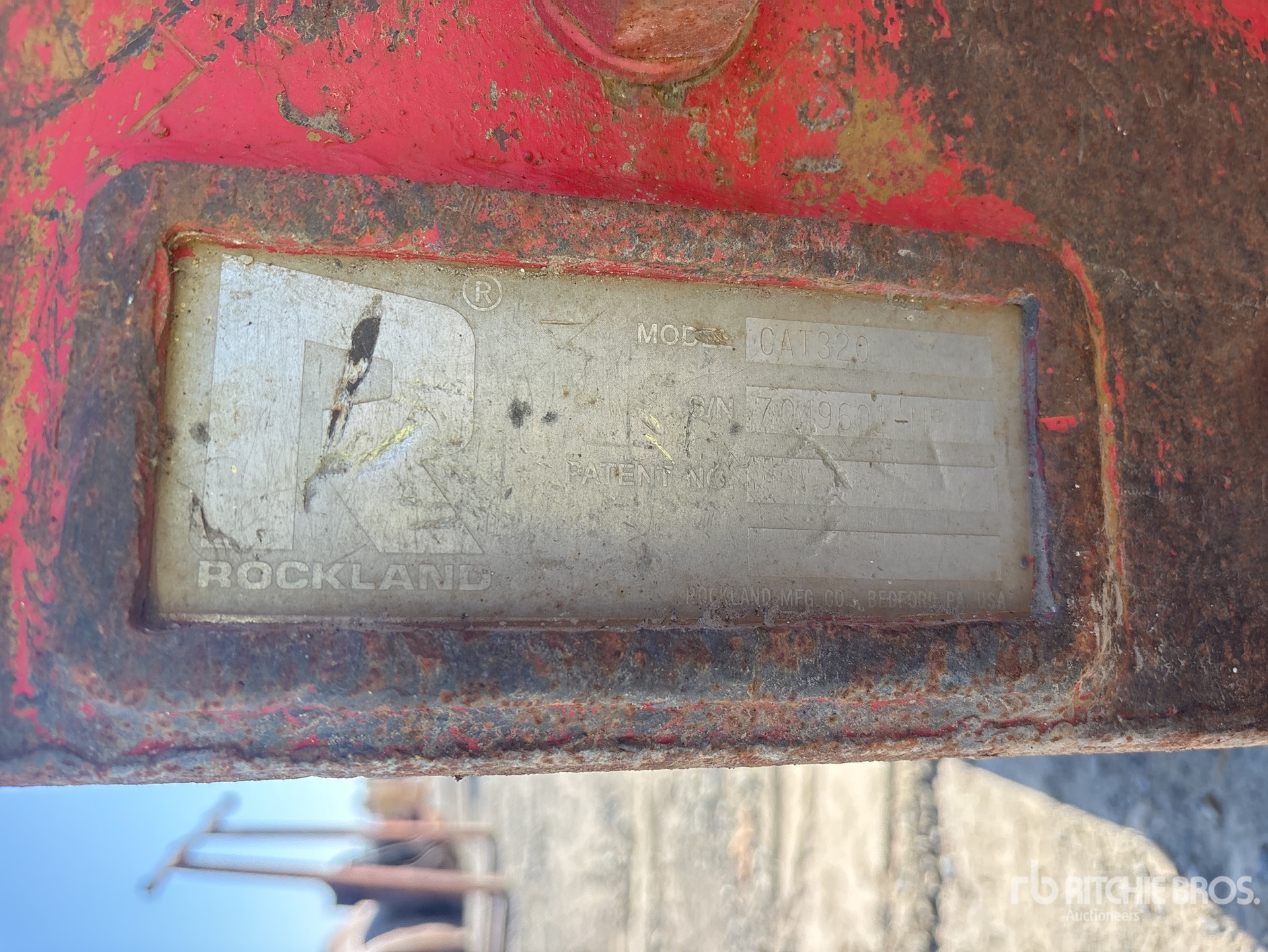 2015 Rockland 24 IN - FITS CAT 320