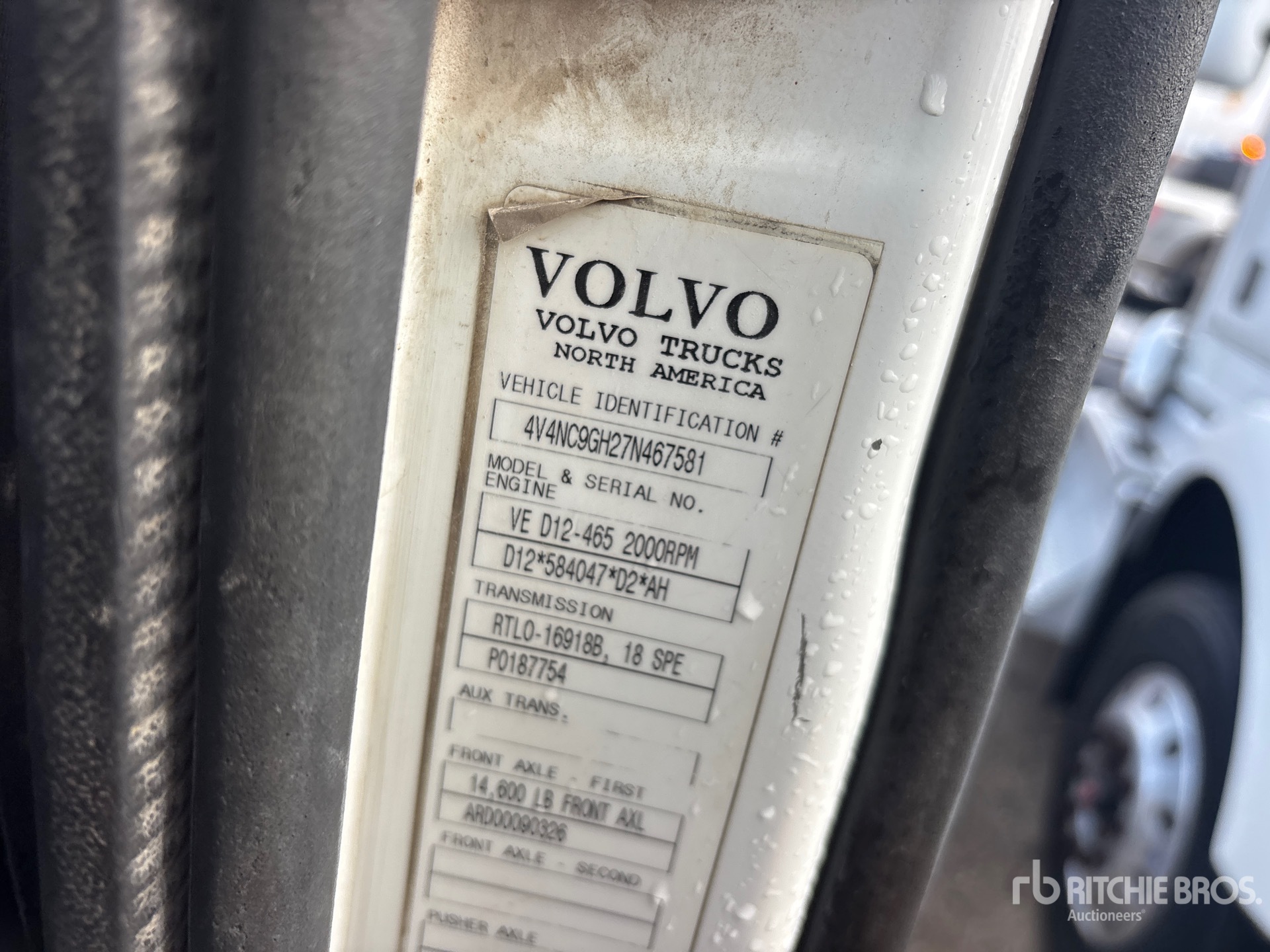 2007 Volvo VNL