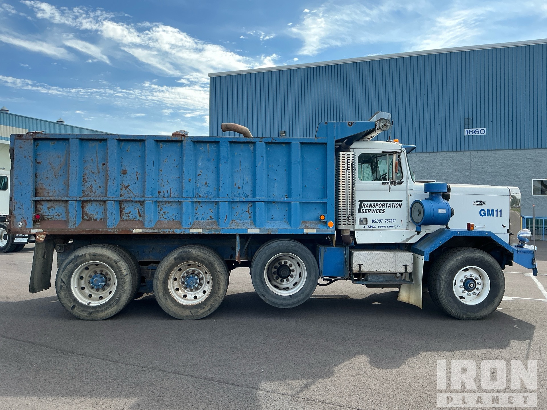 1985 Autocar 8X4