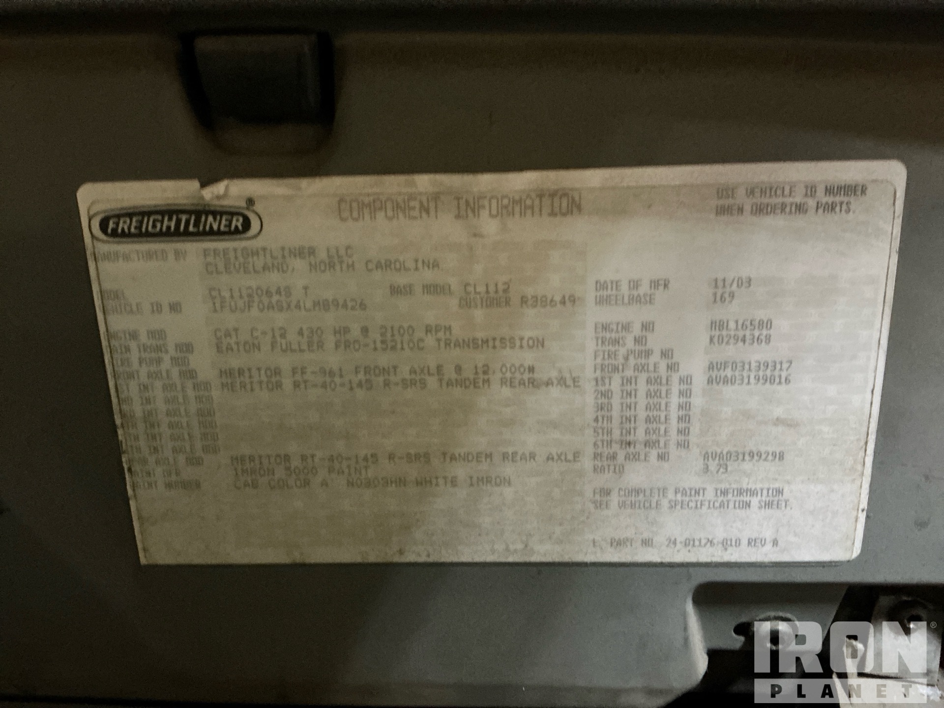 2004 Freightliner COLUMBIA 112