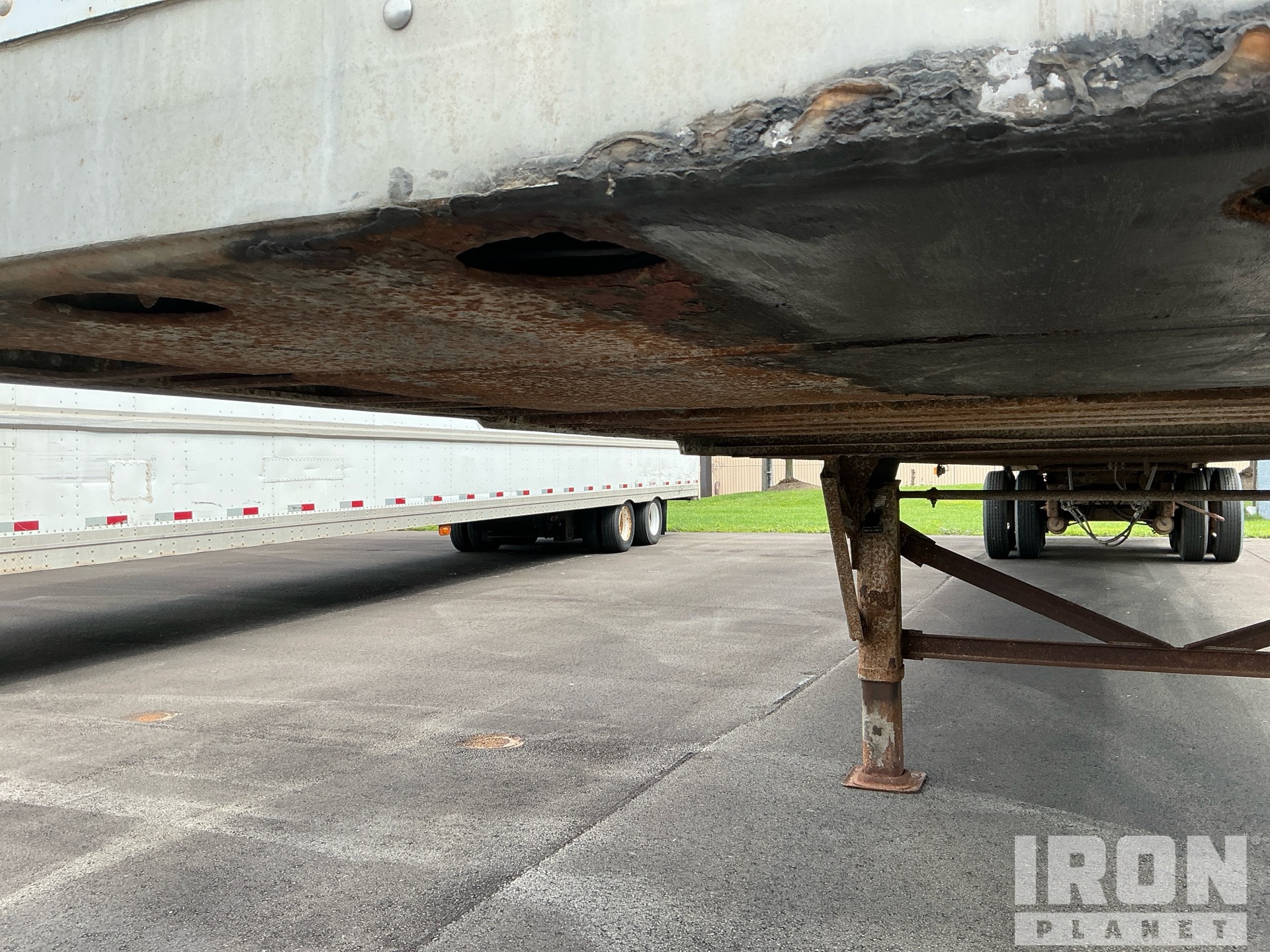 2007 Strick 53 FT X 102 IN T/A