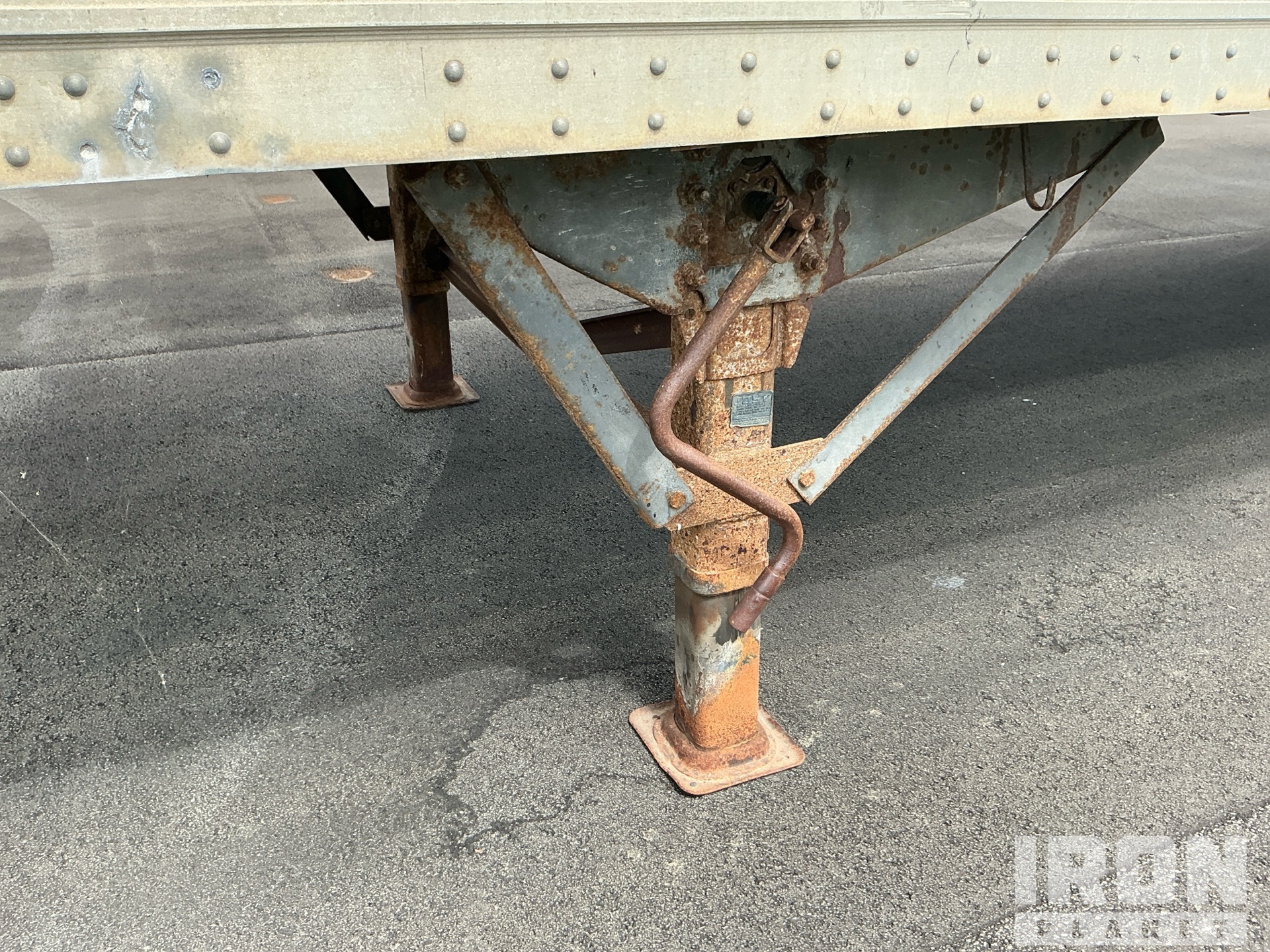 2007 Strick 53 FT X 102 IN T/A