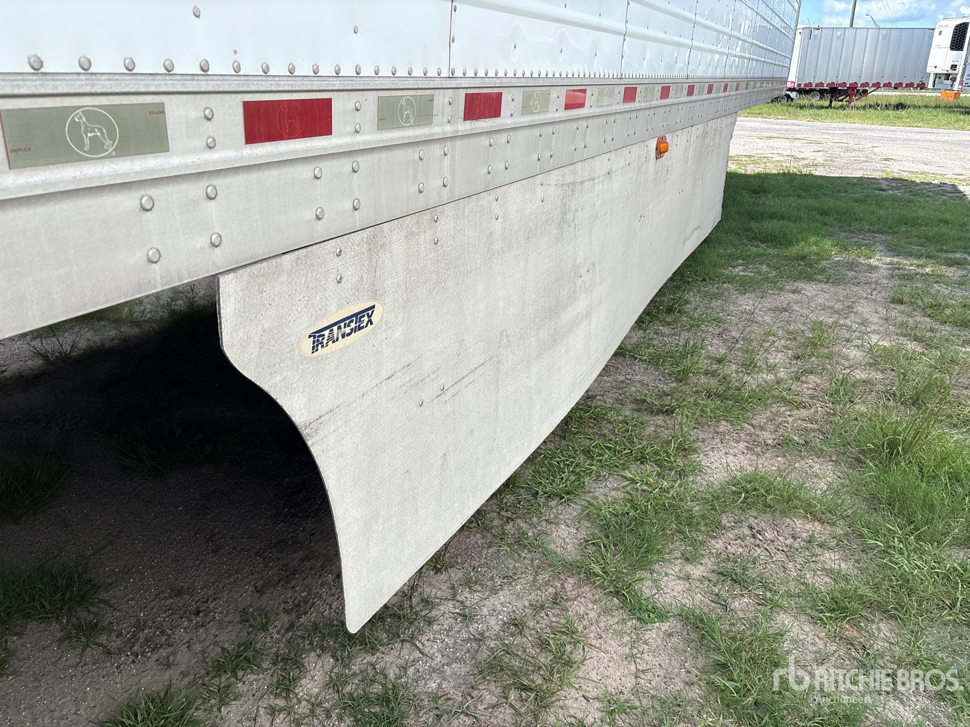 2013 Great Dane 53 ft x 102 in T/A Multi -Temp