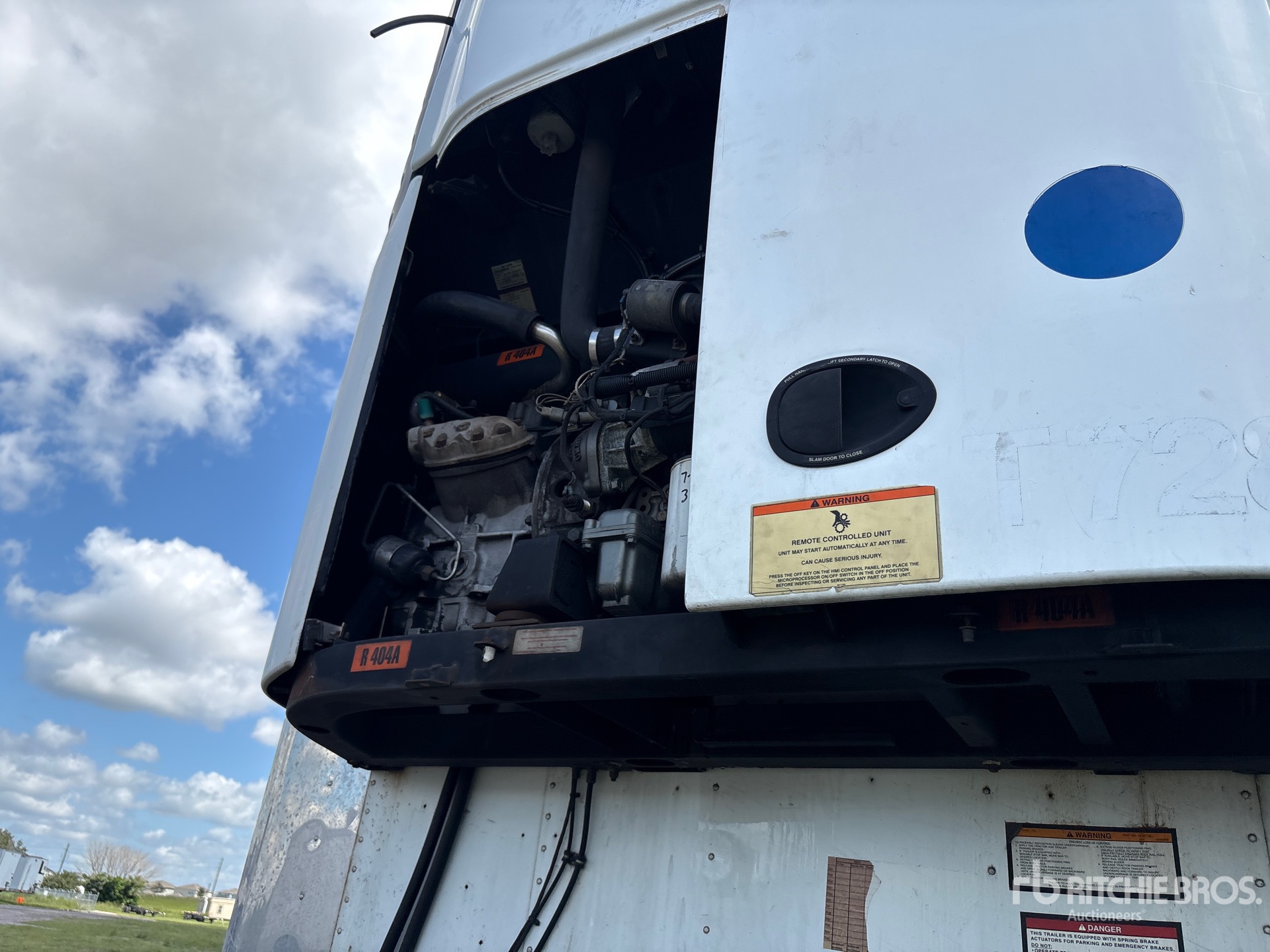 2013 Great Dane 53 ft x 102 in T/A Multi -Temp
