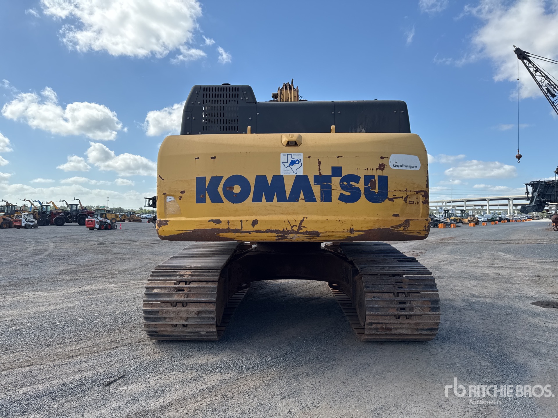 2018 Komatsu PC490LC-11