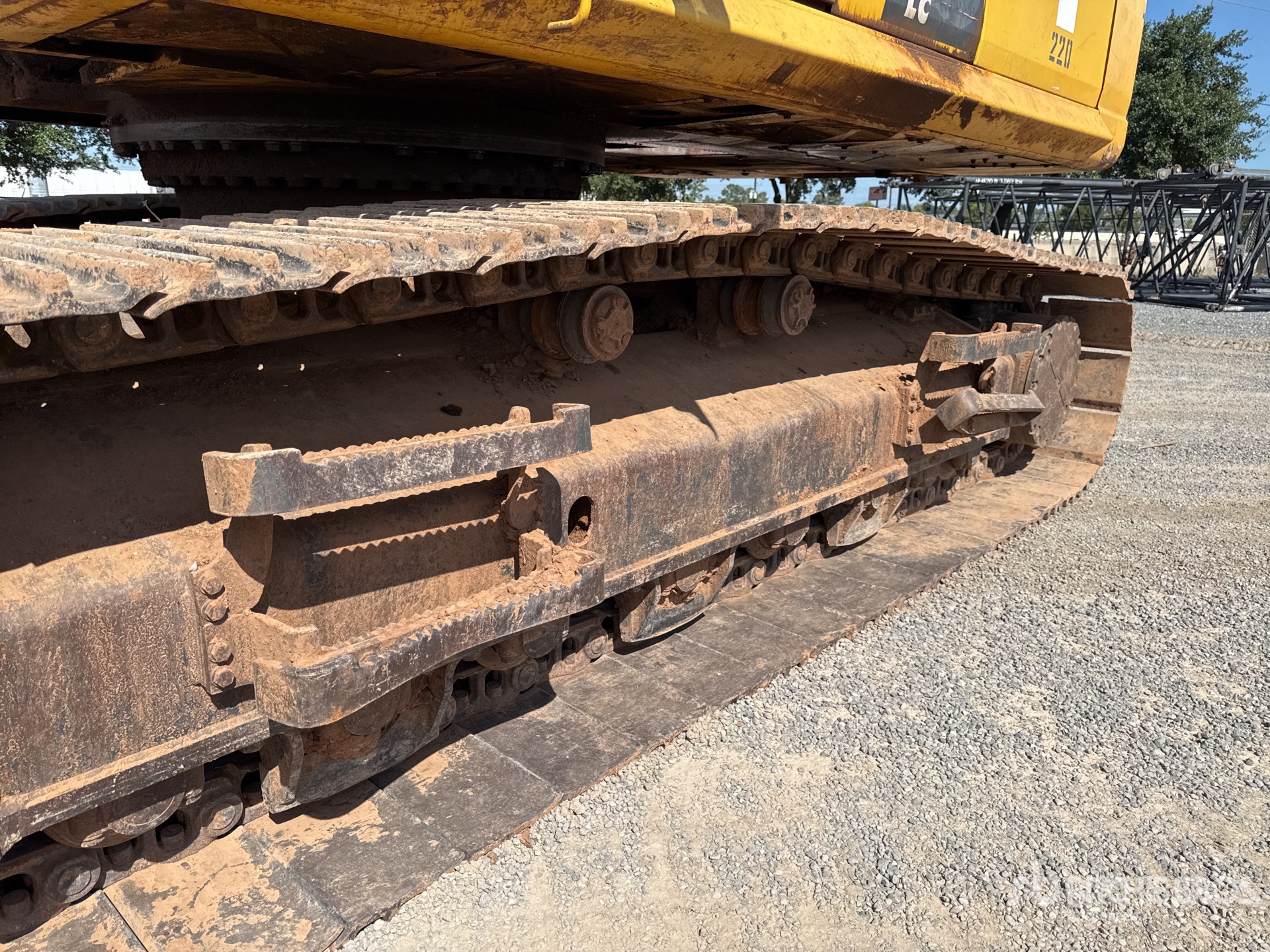 2018 Komatsu PC490LC-11