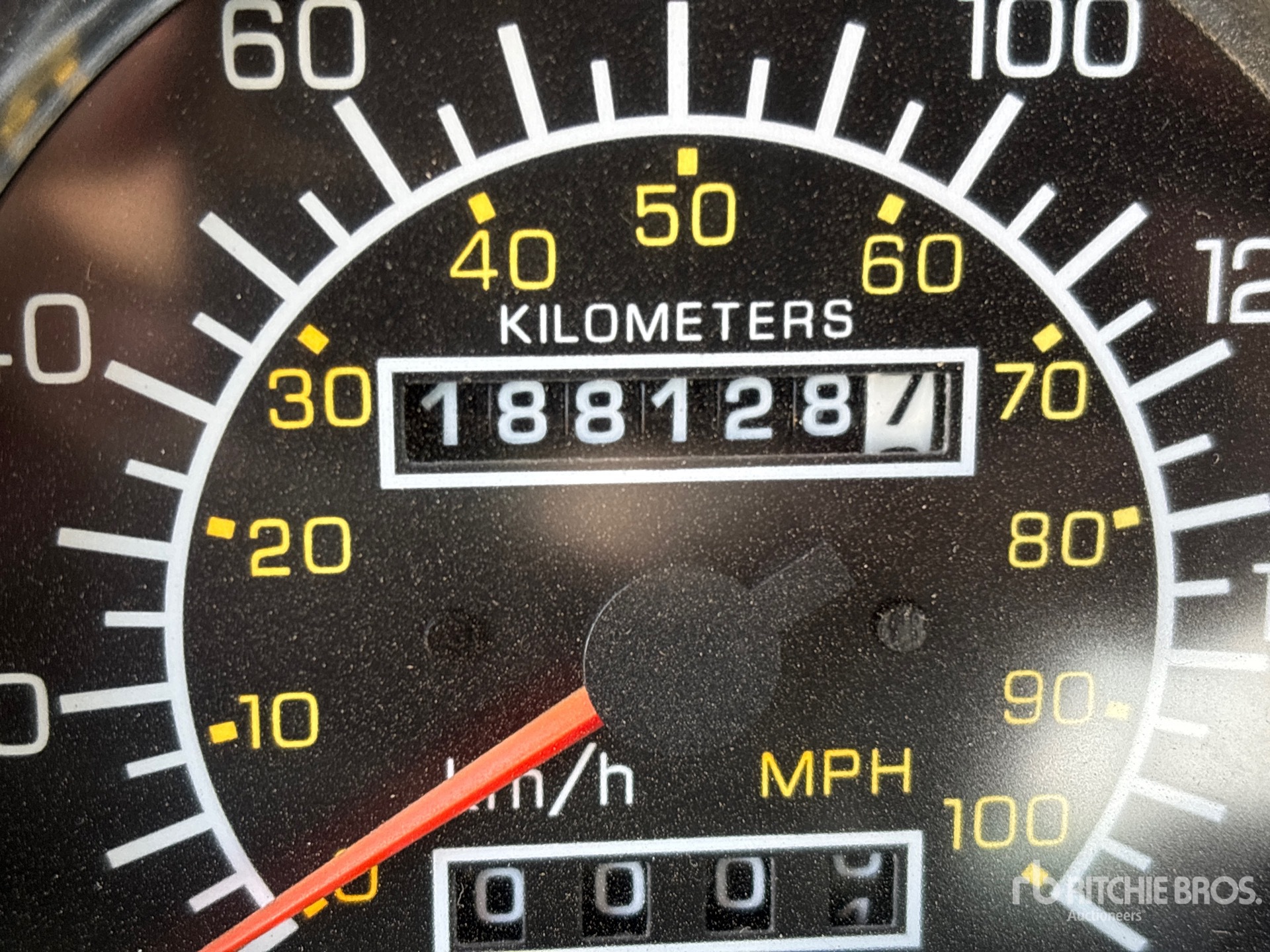 2005 Kenworth T800B