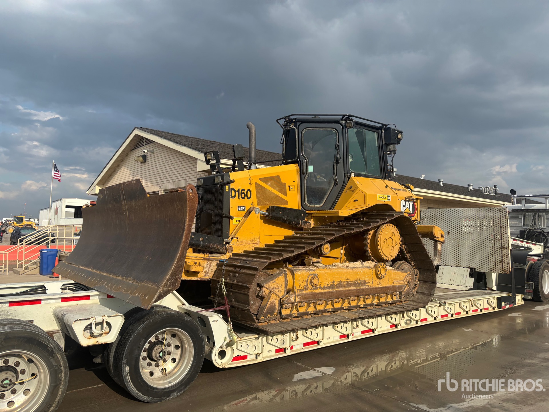 Photo of 2020 Caterpillar D5
