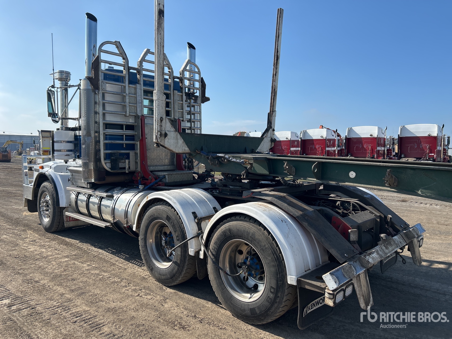 2010 Kenworth T658